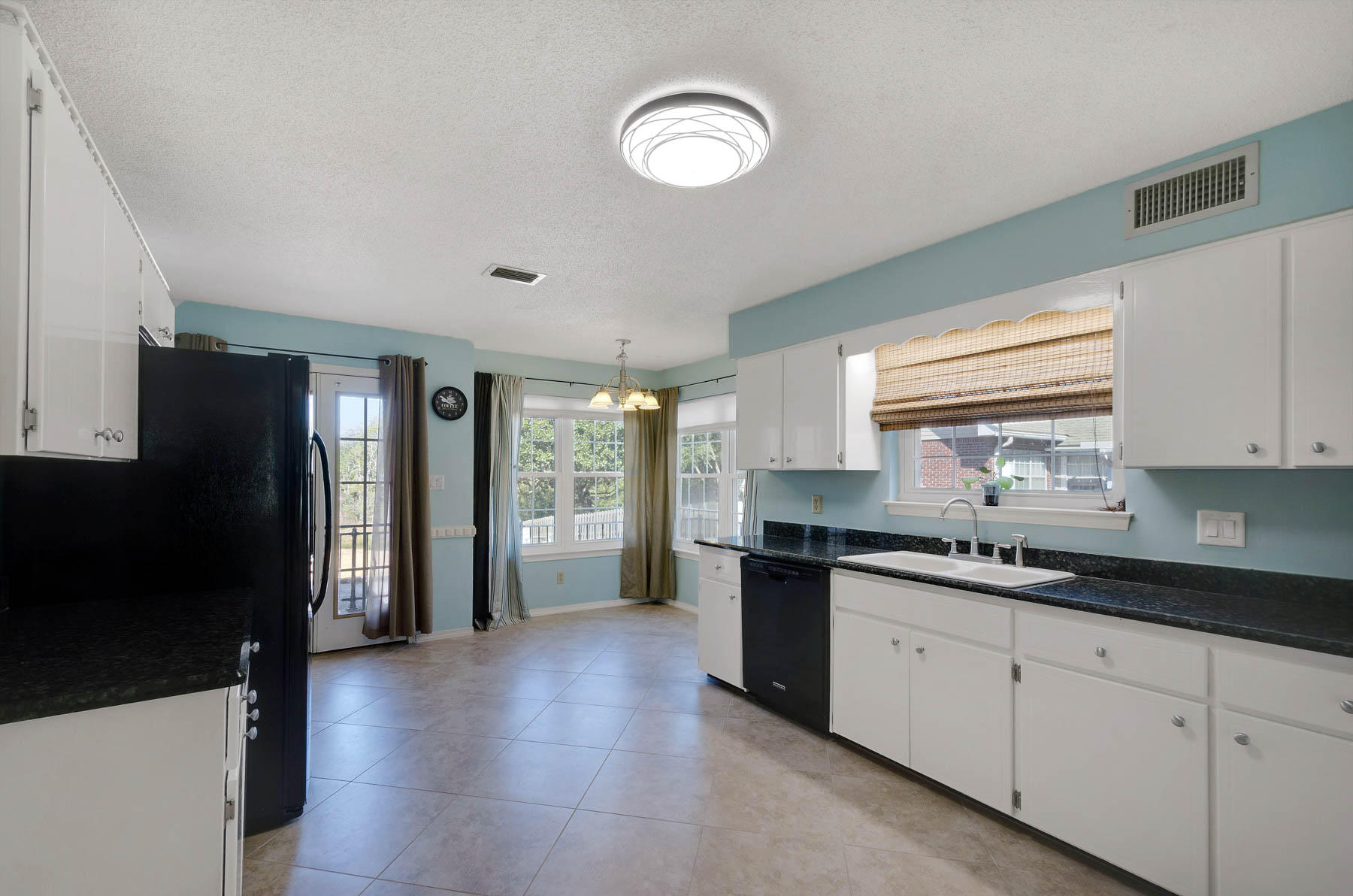 LAKE LORRAINE GARDENS - Residential