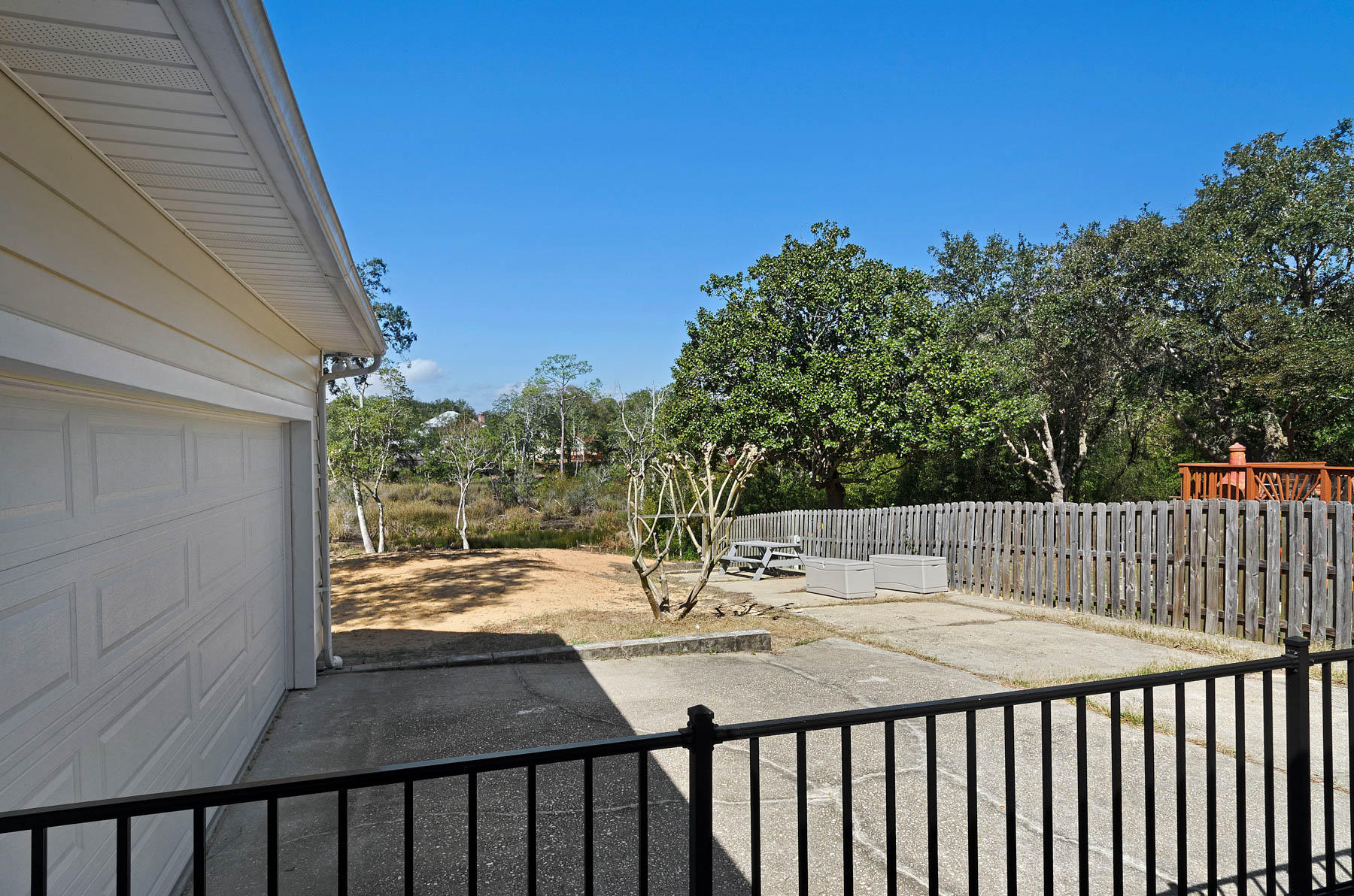 LAKE LORRAINE GARDENS - Residential