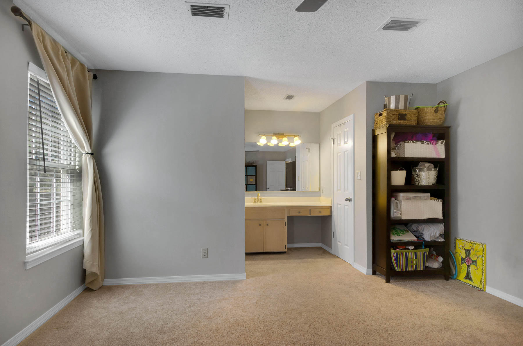 LAKE LORRAINE GARDENS - Residential