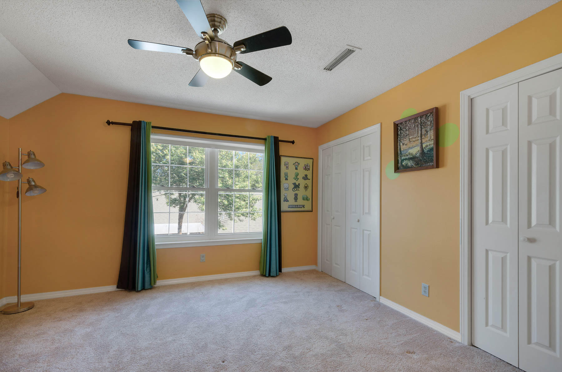 LAKE LORRAINE GARDENS - Residential