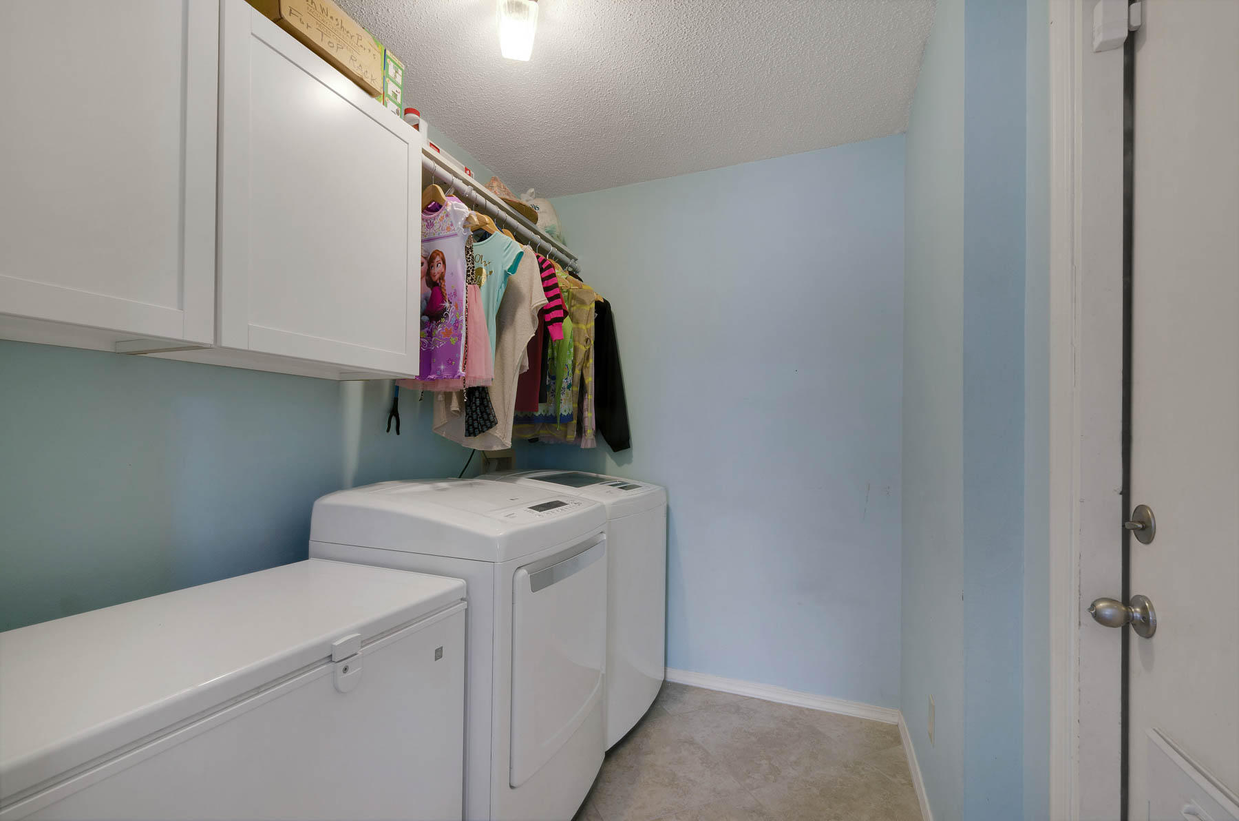 LAKE LORRAINE GARDENS - Residential