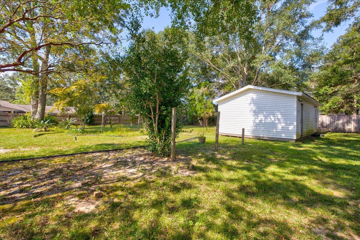 INDIAN HILLS - Residential