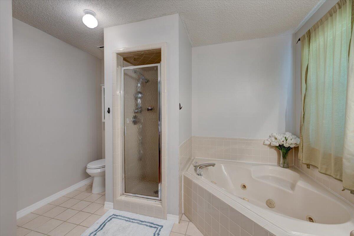 INDIAN HILLS - Residential