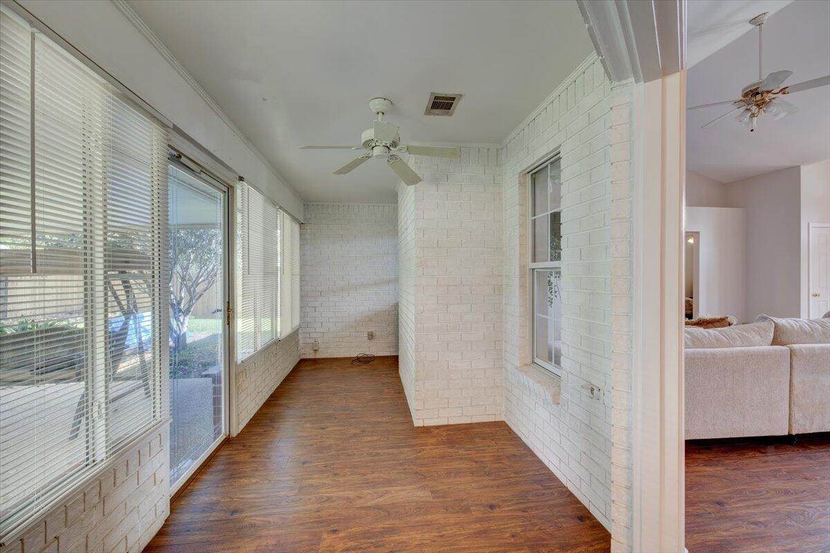 INDIAN HILLS - Residential