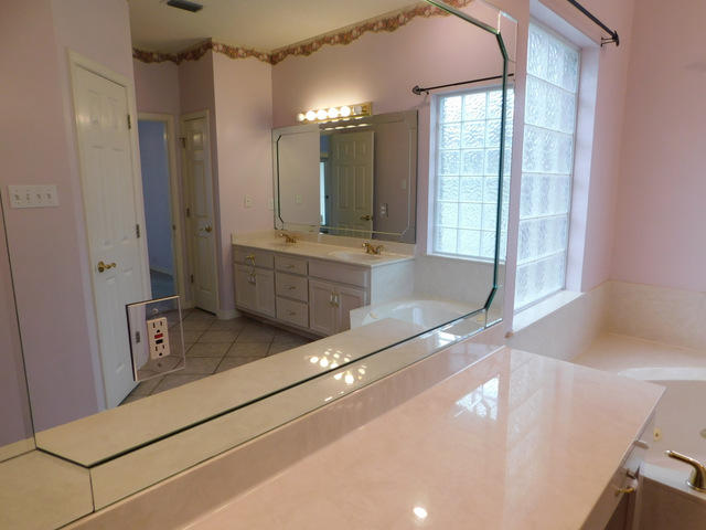 ROYAL OAKS S/D - Residential