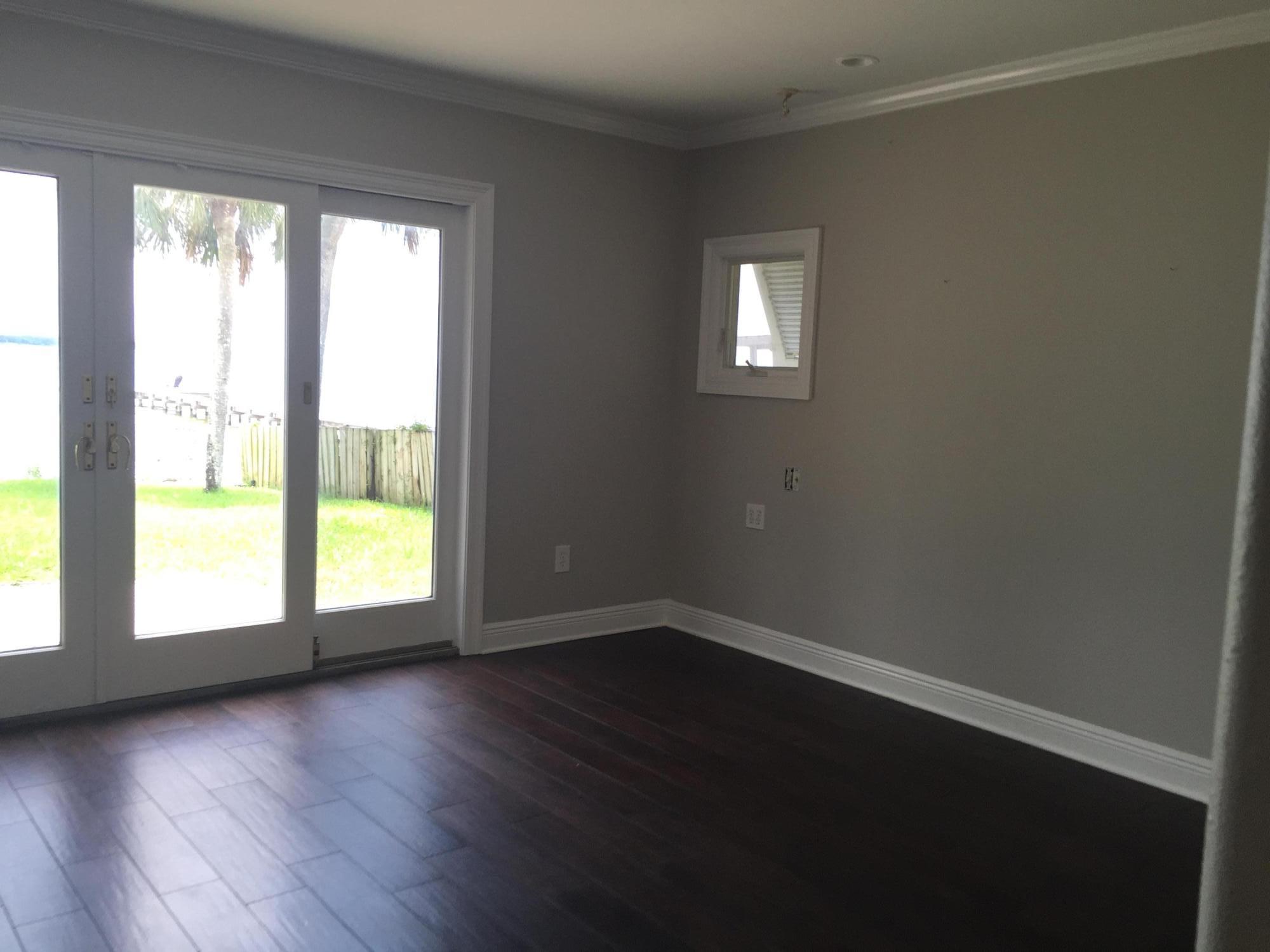 11th Edition, Elliot Point - Residential