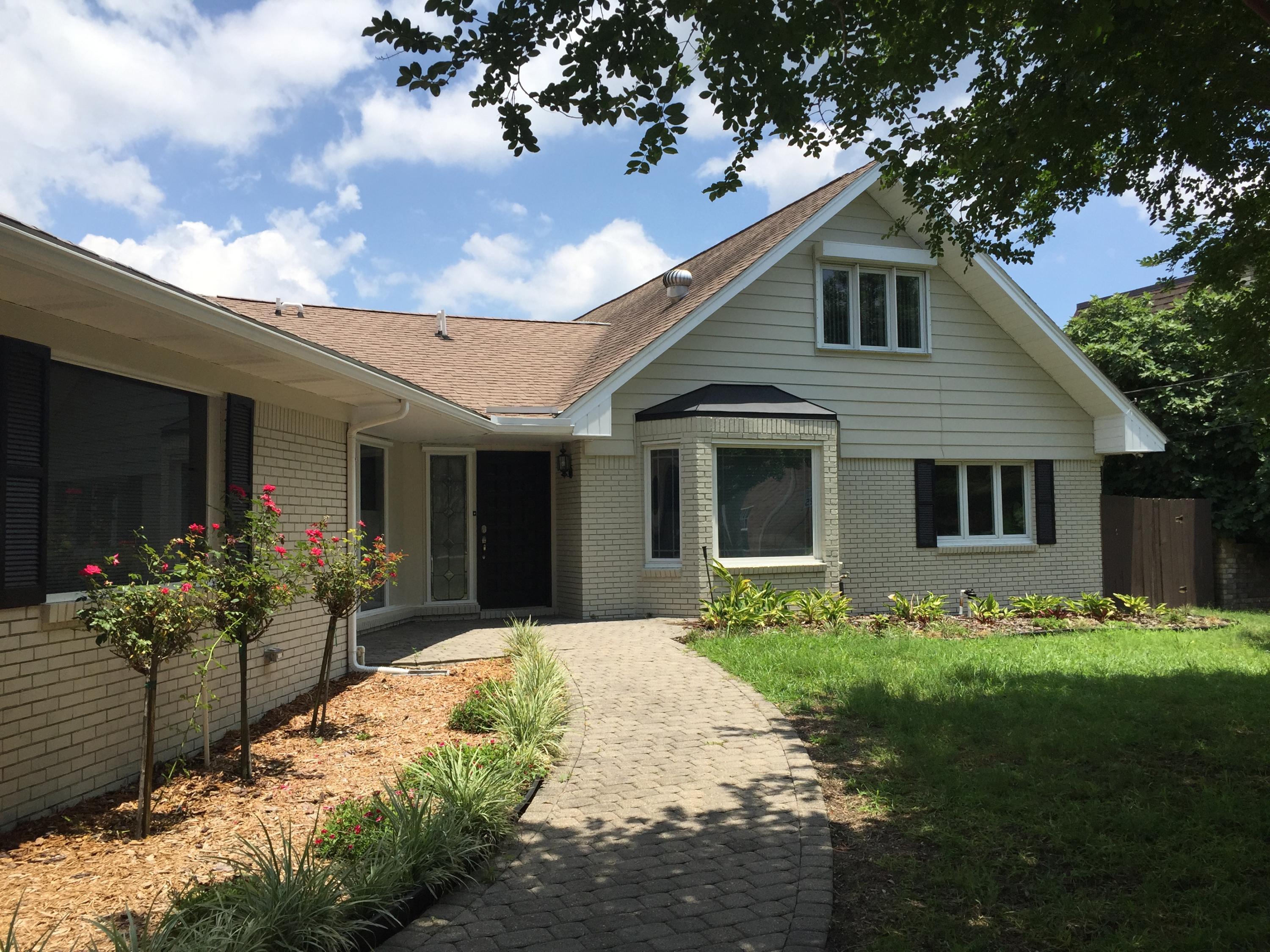 11th Edition, Elliot Point - Residential