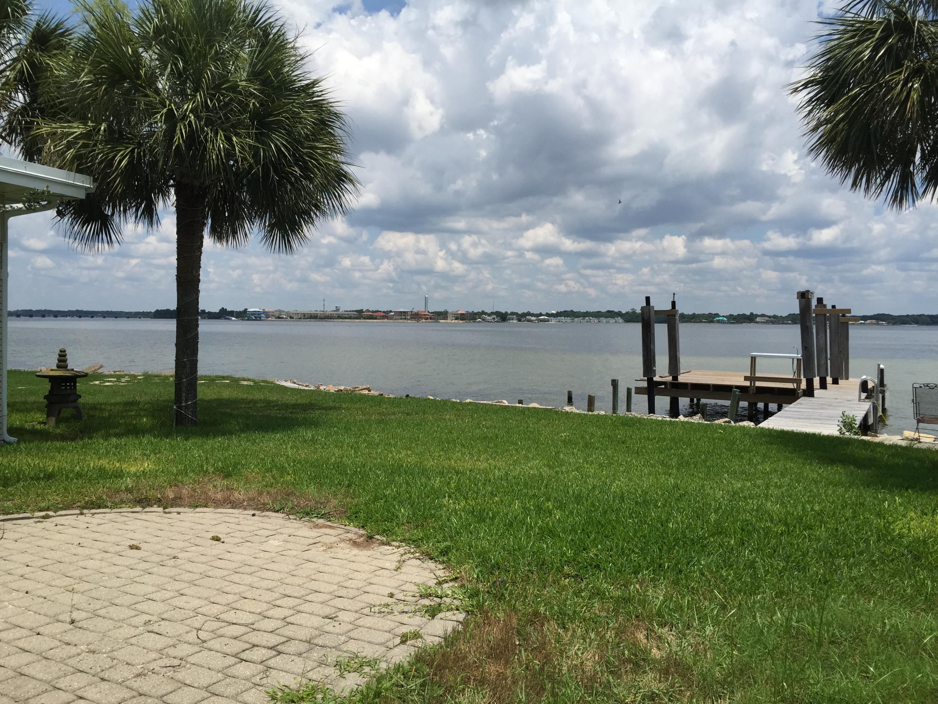 11th Edition, Elliot Point - Residential