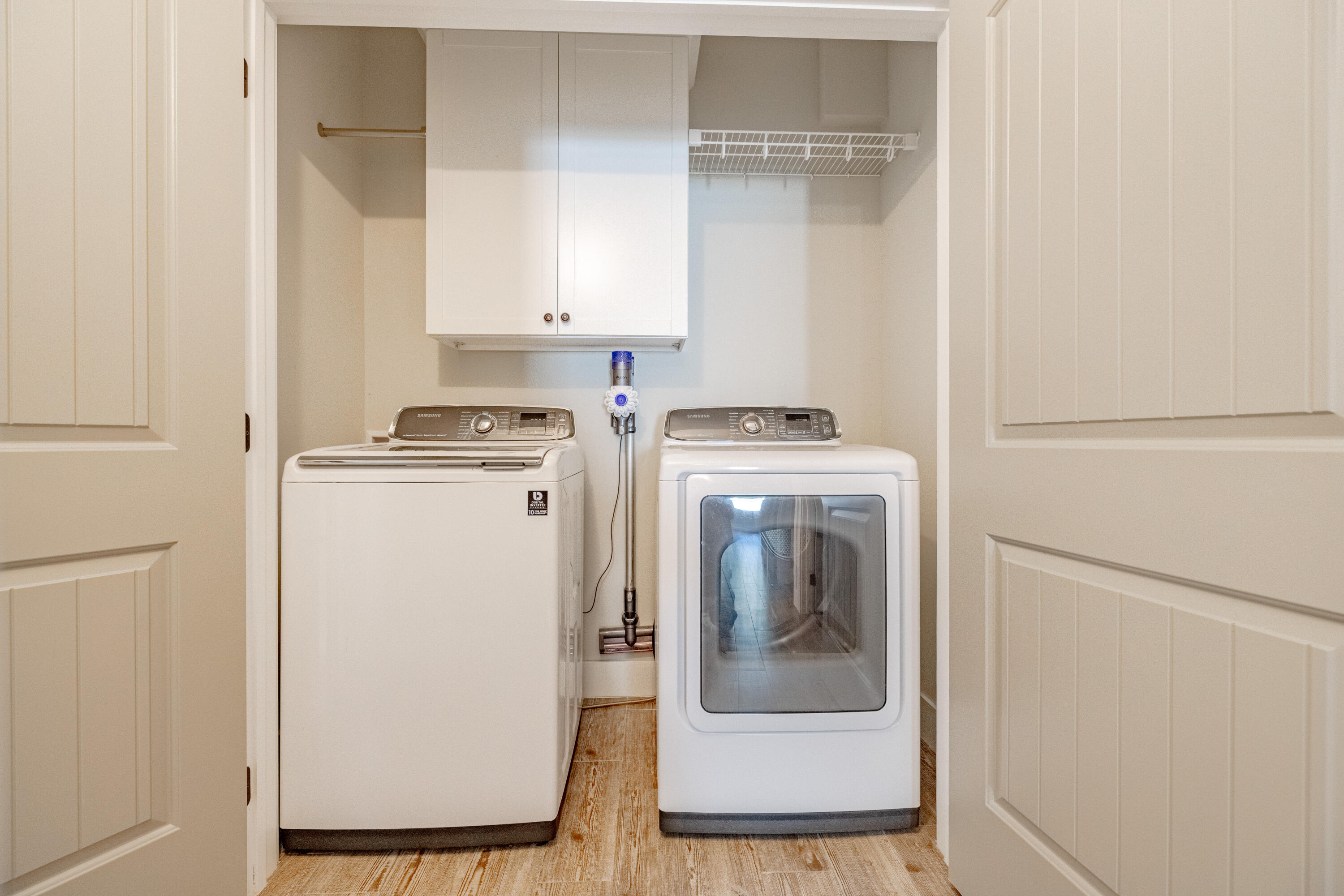 RIVIERA BEACH - Residential