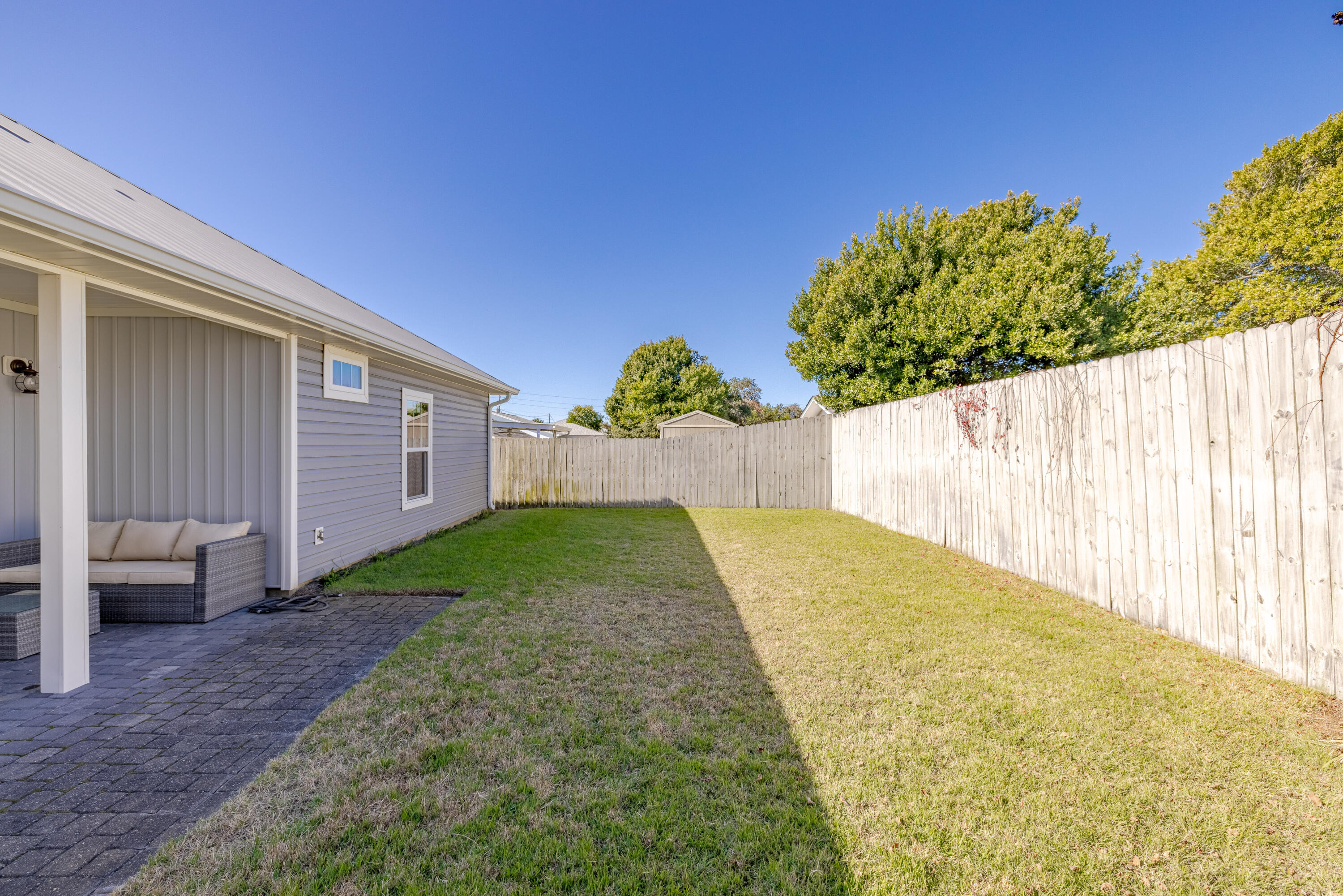 RIVIERA BEACH - Residential