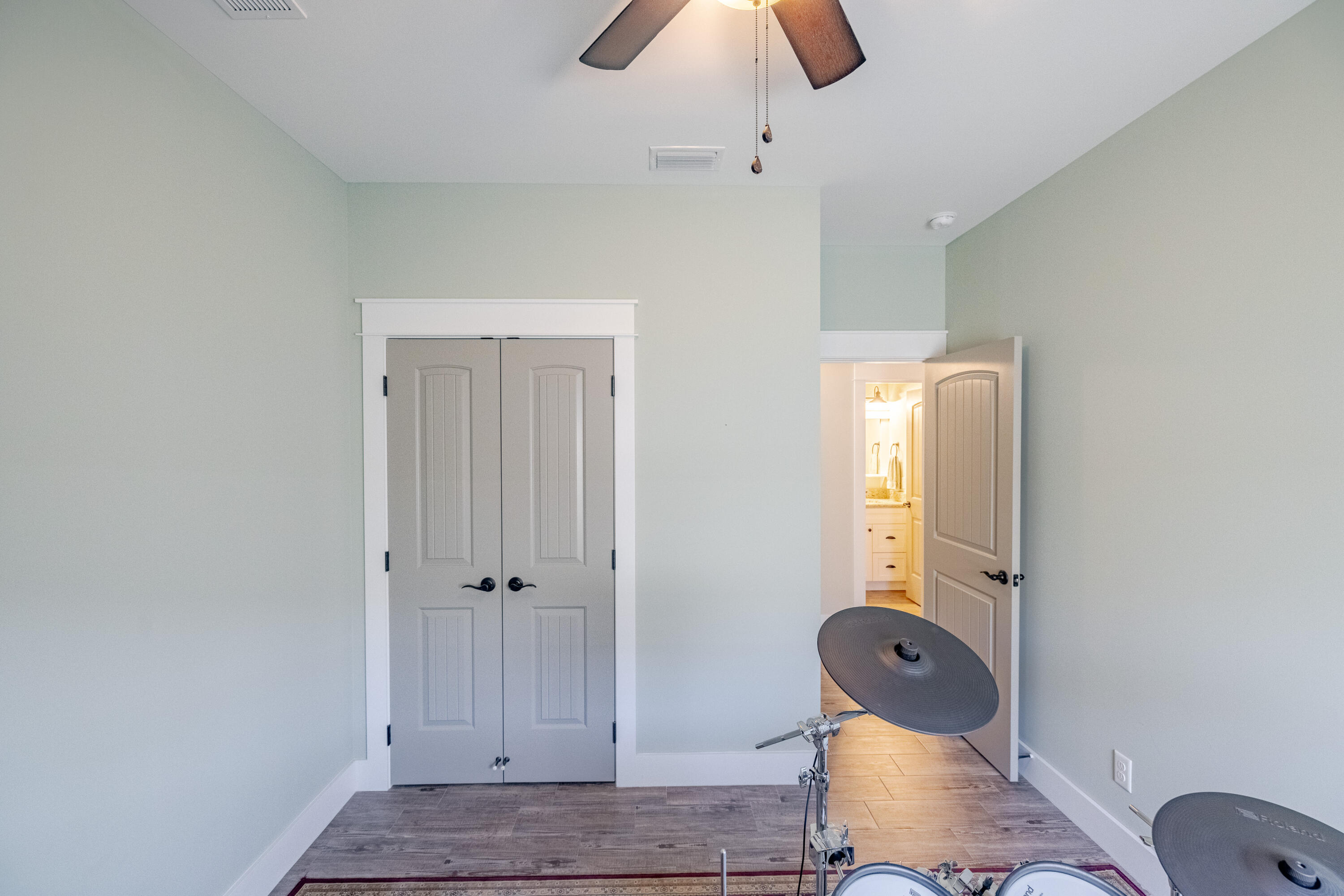 RIVIERA BEACH - Residential