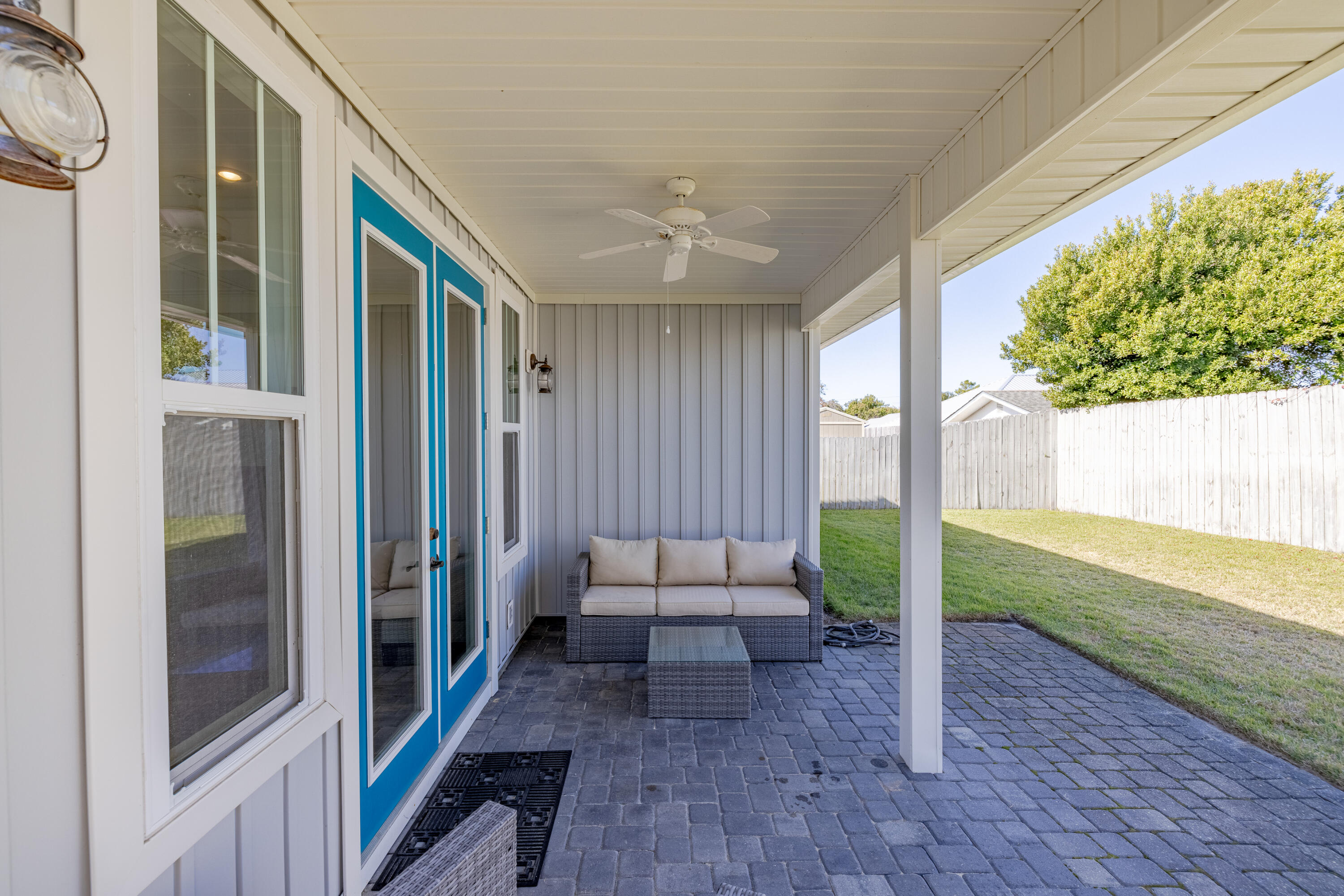 RIVIERA BEACH - Residential