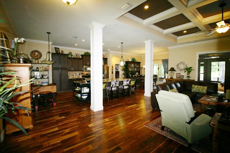 CLAIRE'S VINEYARD - Residential