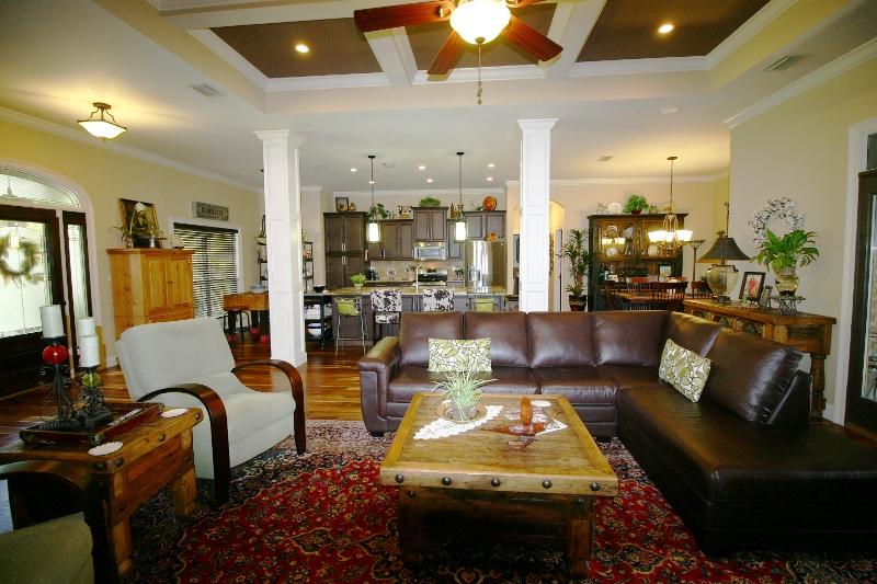 CLAIRE'S VINEYARD - Residential