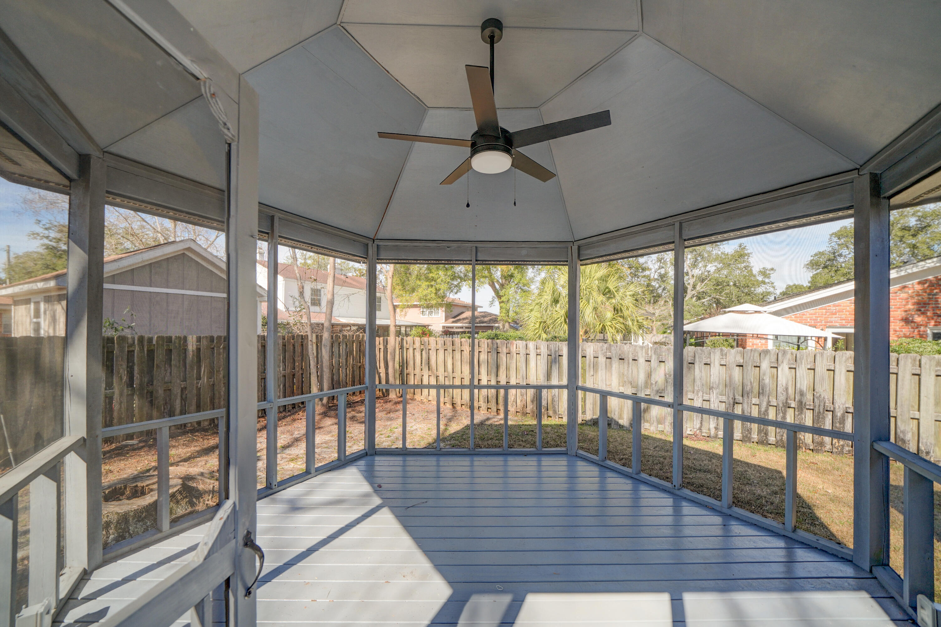 BAYOU WOODS 3RD ADDN - Residential