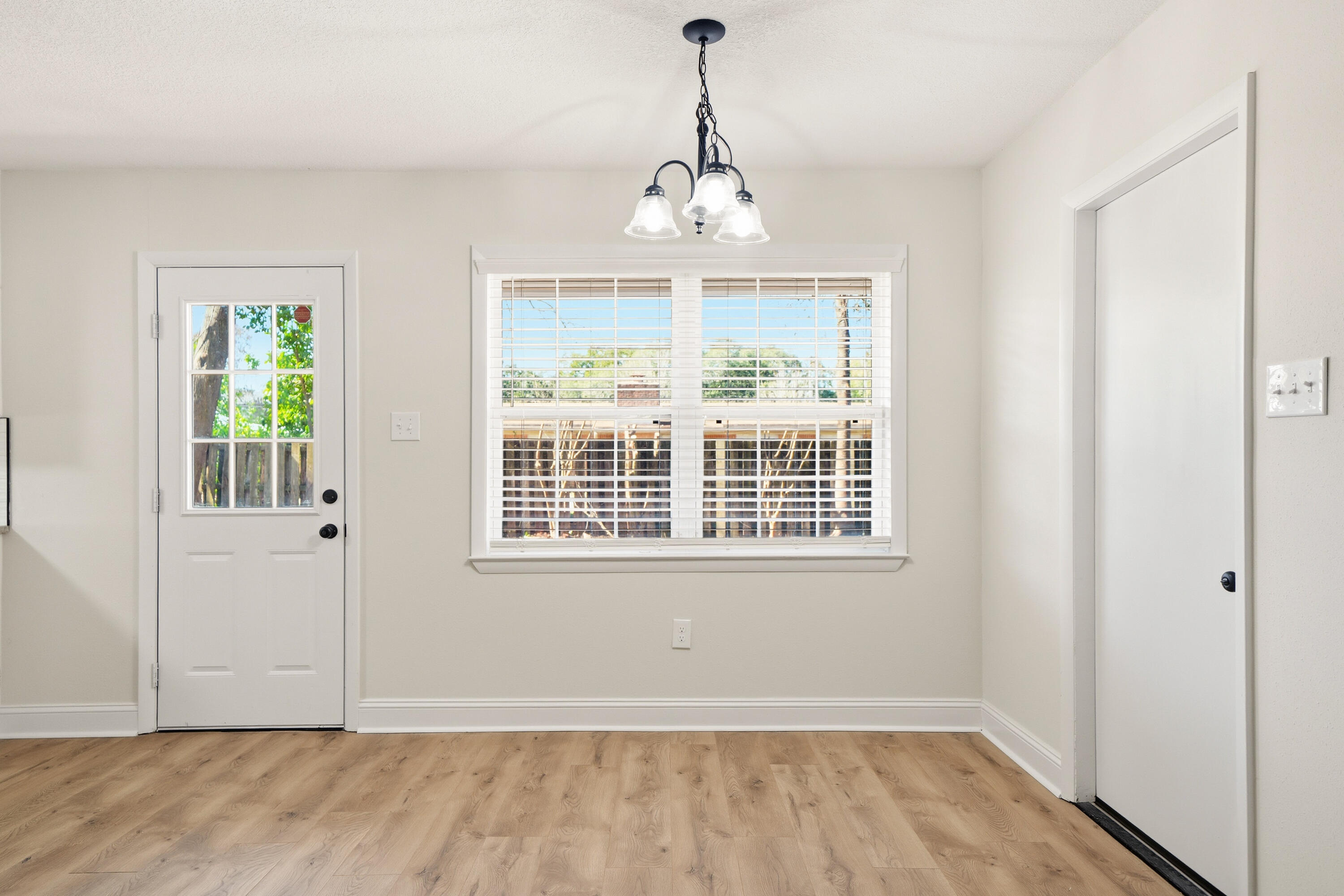 BAYOU WOODS 3RD ADDN - Residential