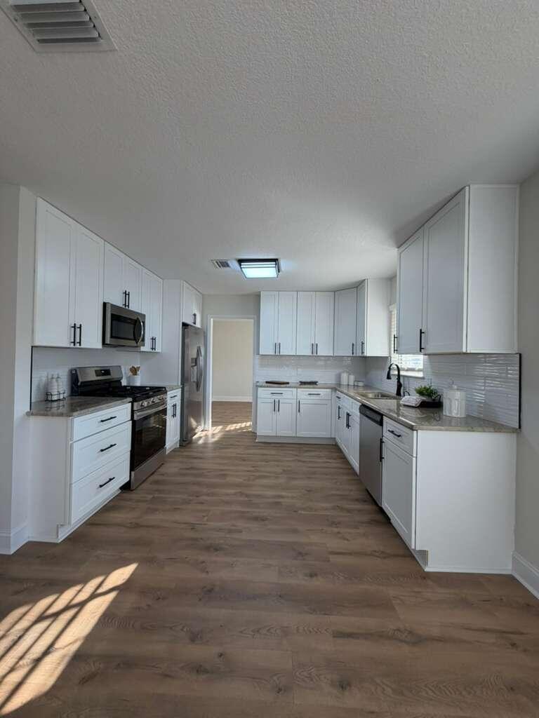 BAYOU WOODS 3RD ADDN - Residential