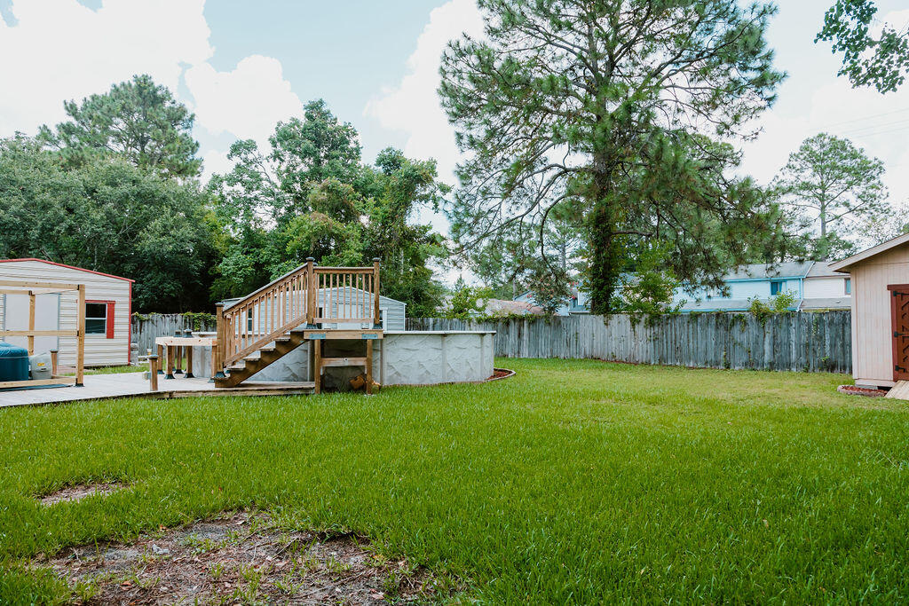 PINE MEADOWS - Residential