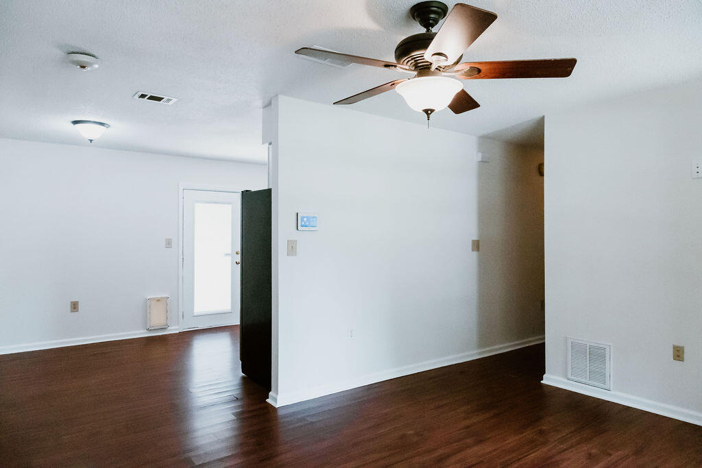 PINE MEADOWS - Residential