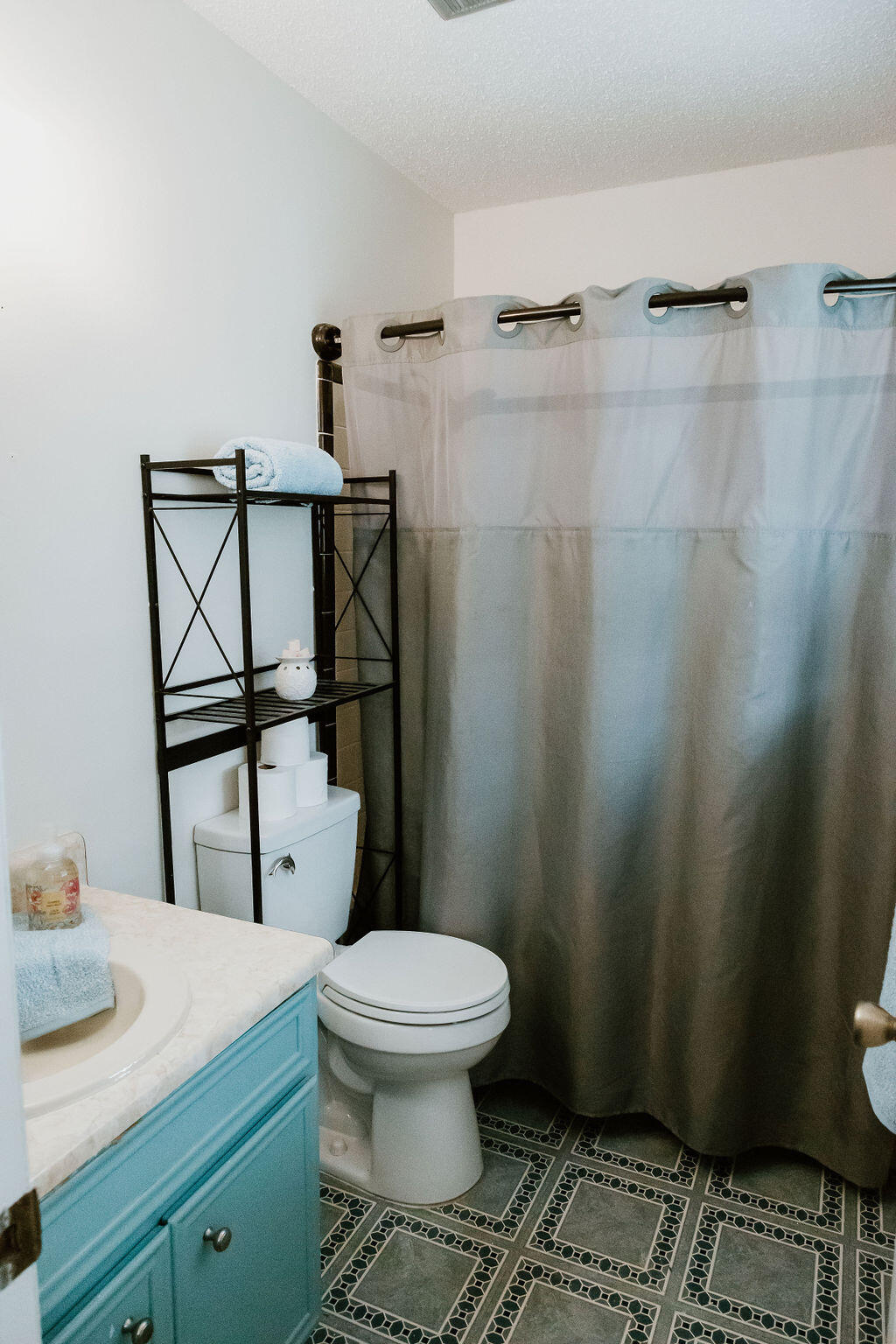 PINE MEADOWS - Residential