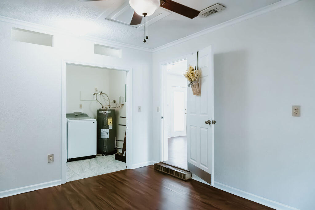 PINE MEADOWS - Residential