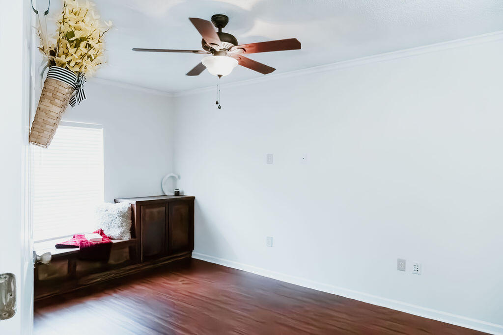 PINE MEADOWS - Residential