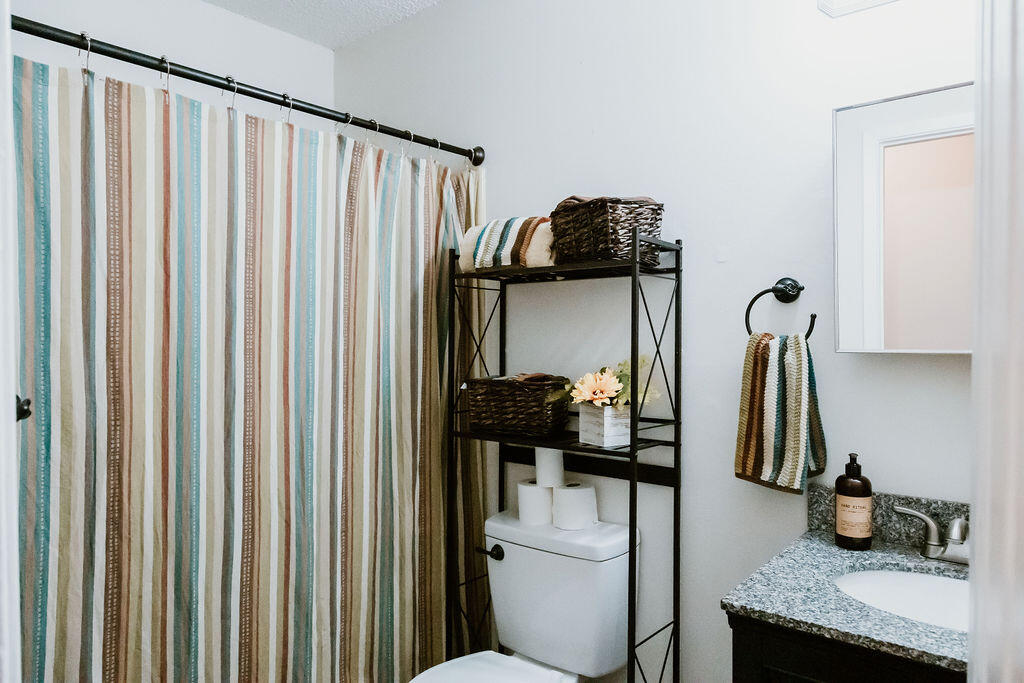 PINE MEADOWS - Residential