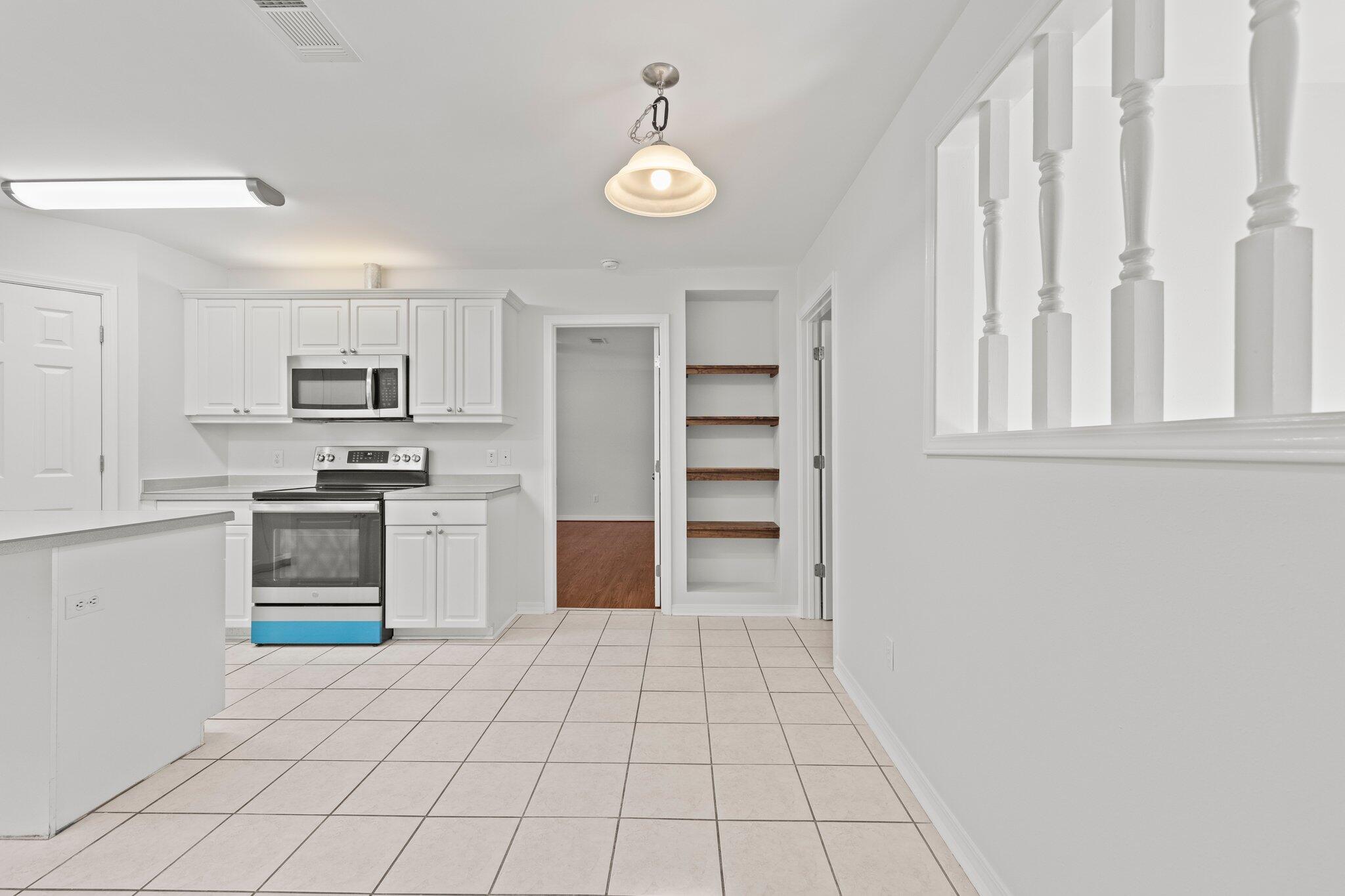 RAINTREE ESTATES #2 - Residential Lease