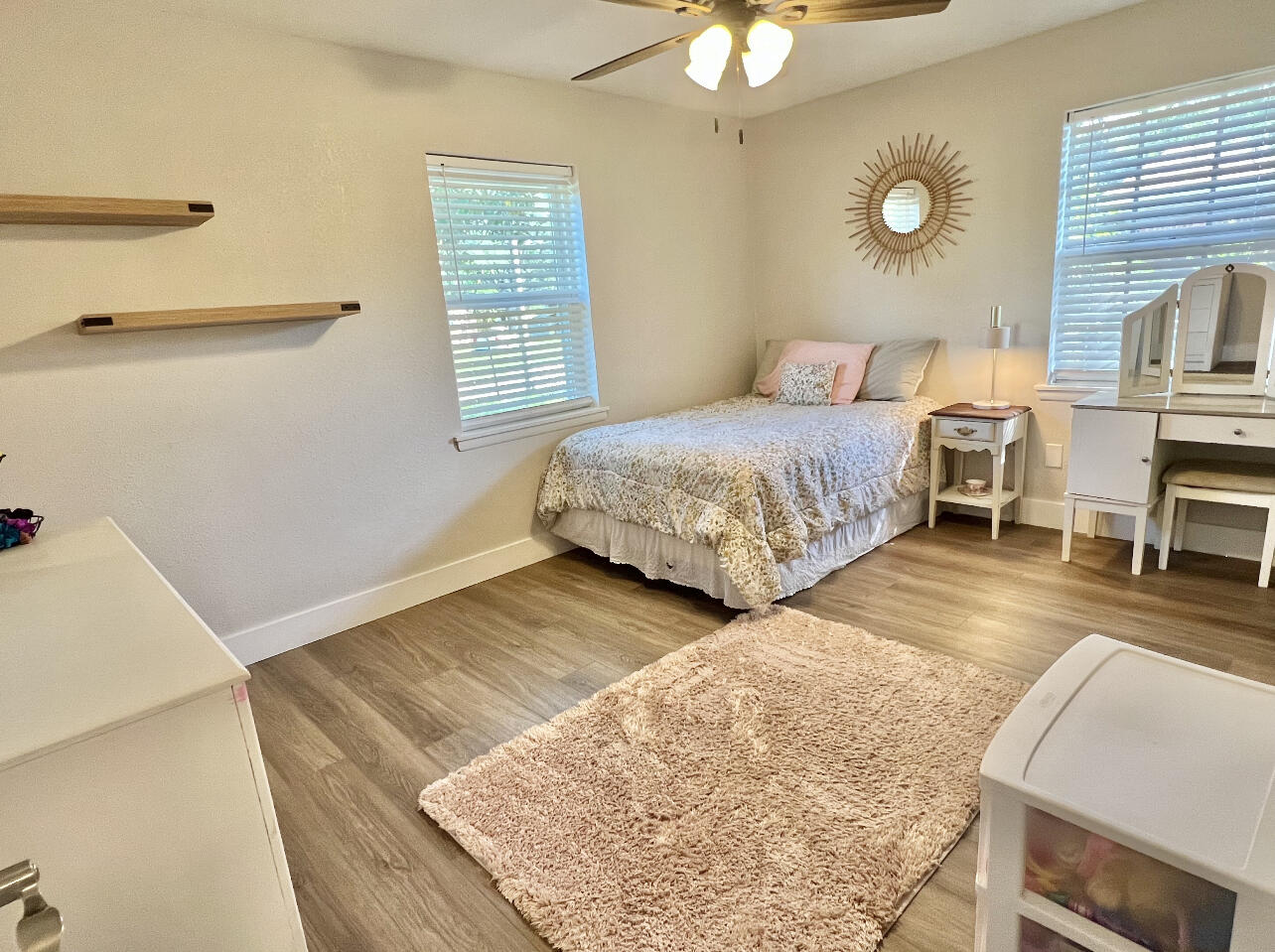 COLONY EST 3RD ADD LOT 20 BLK C - Residential