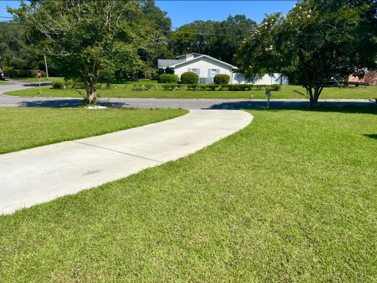 COLONY EST 3RD ADD LOT 20 BLK C - Residential