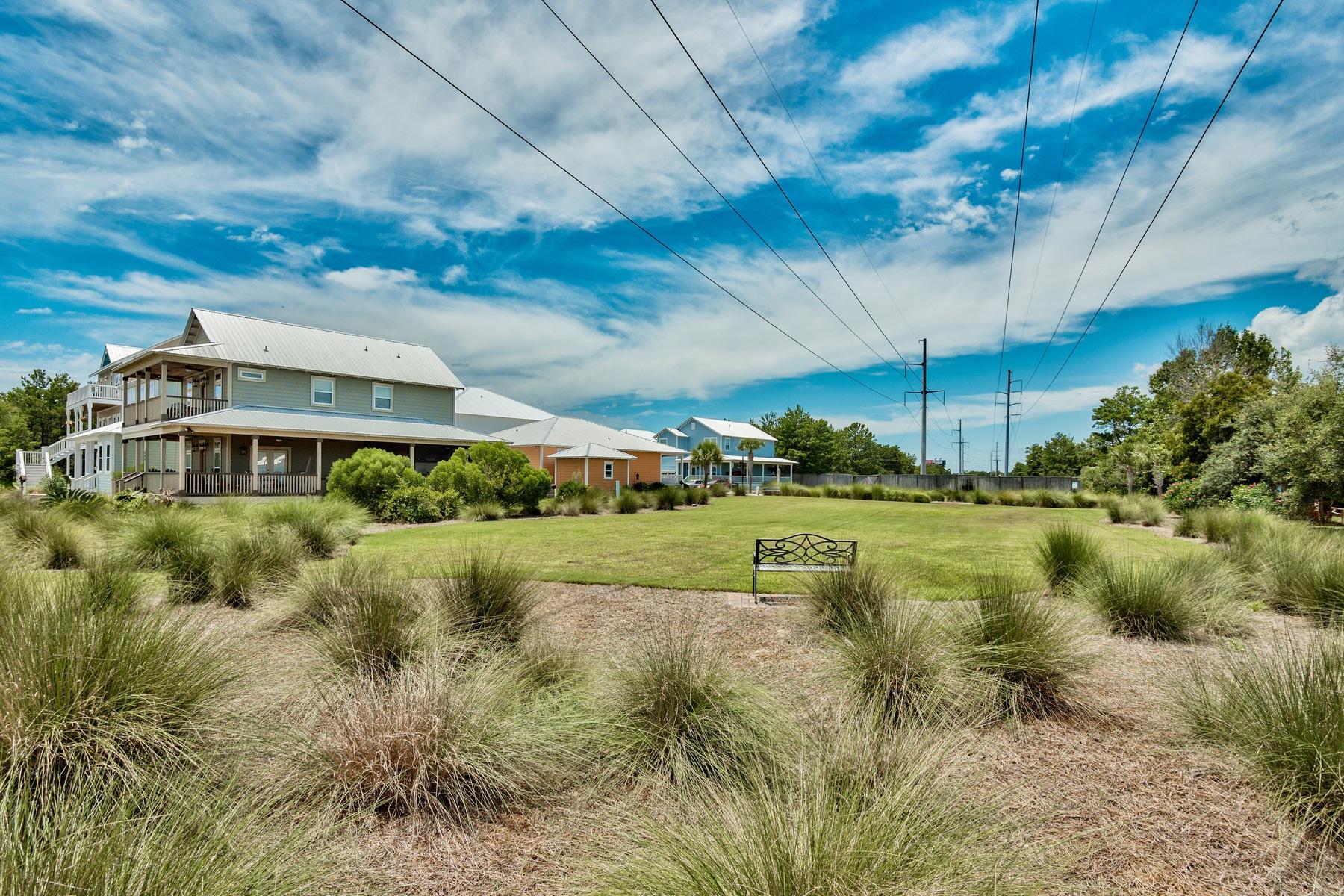 PARADISE GROVE - Residential