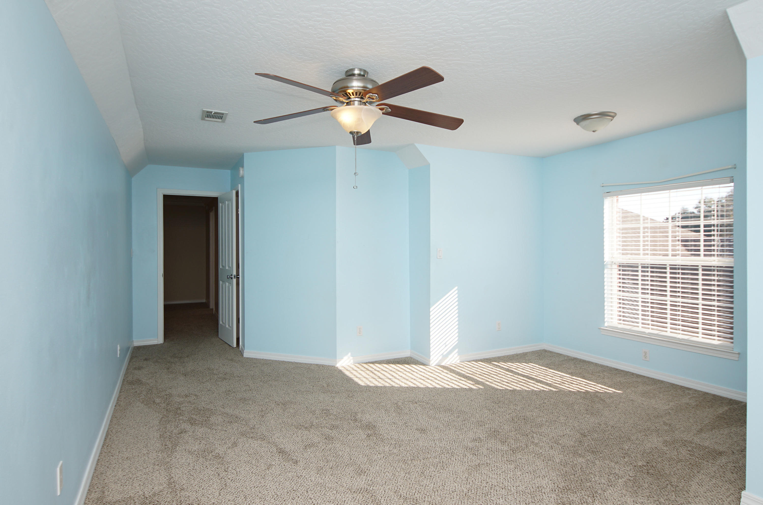 BRIDGEPORT COLONY - Residential