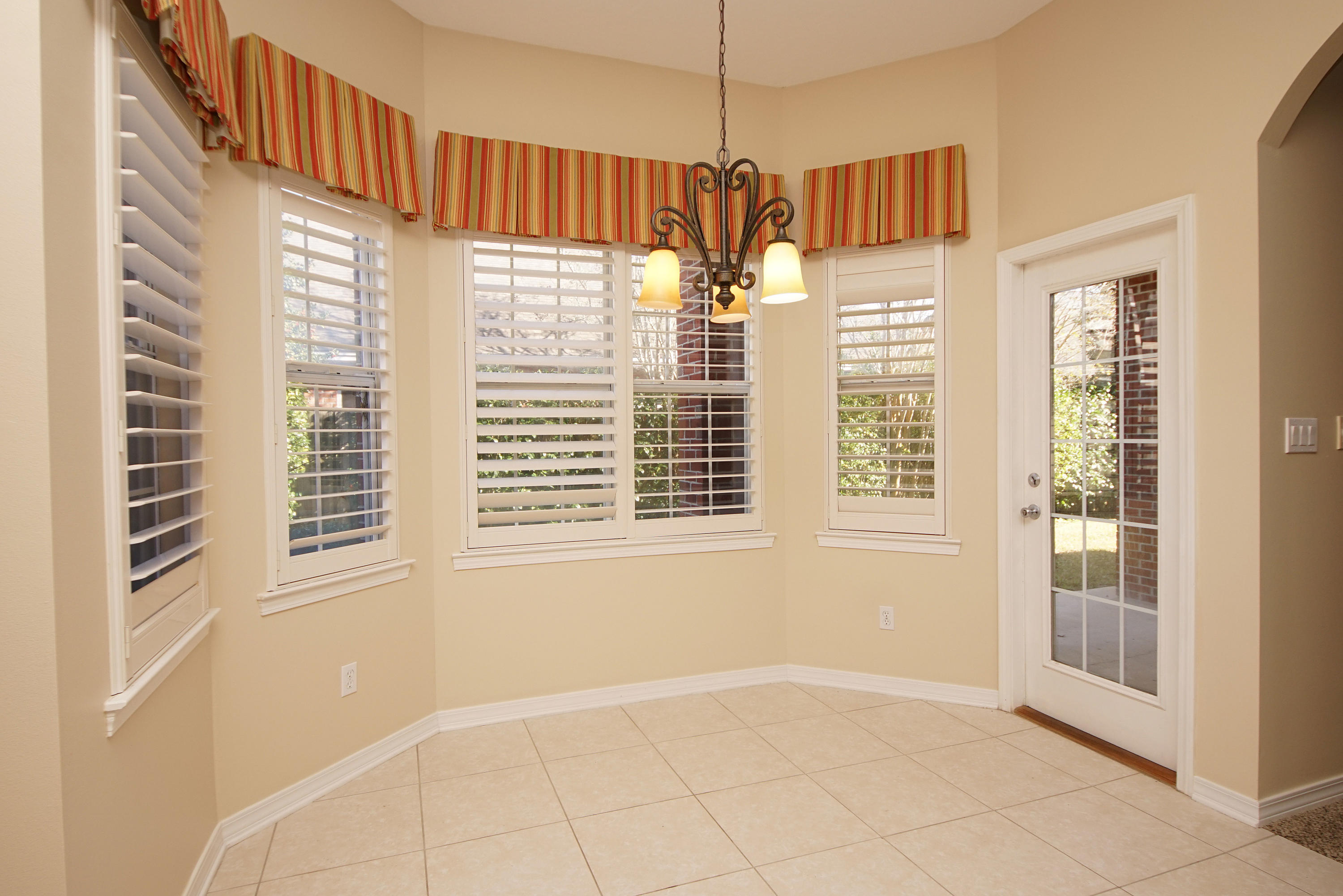 BRIDGEPORT COLONY - Residential