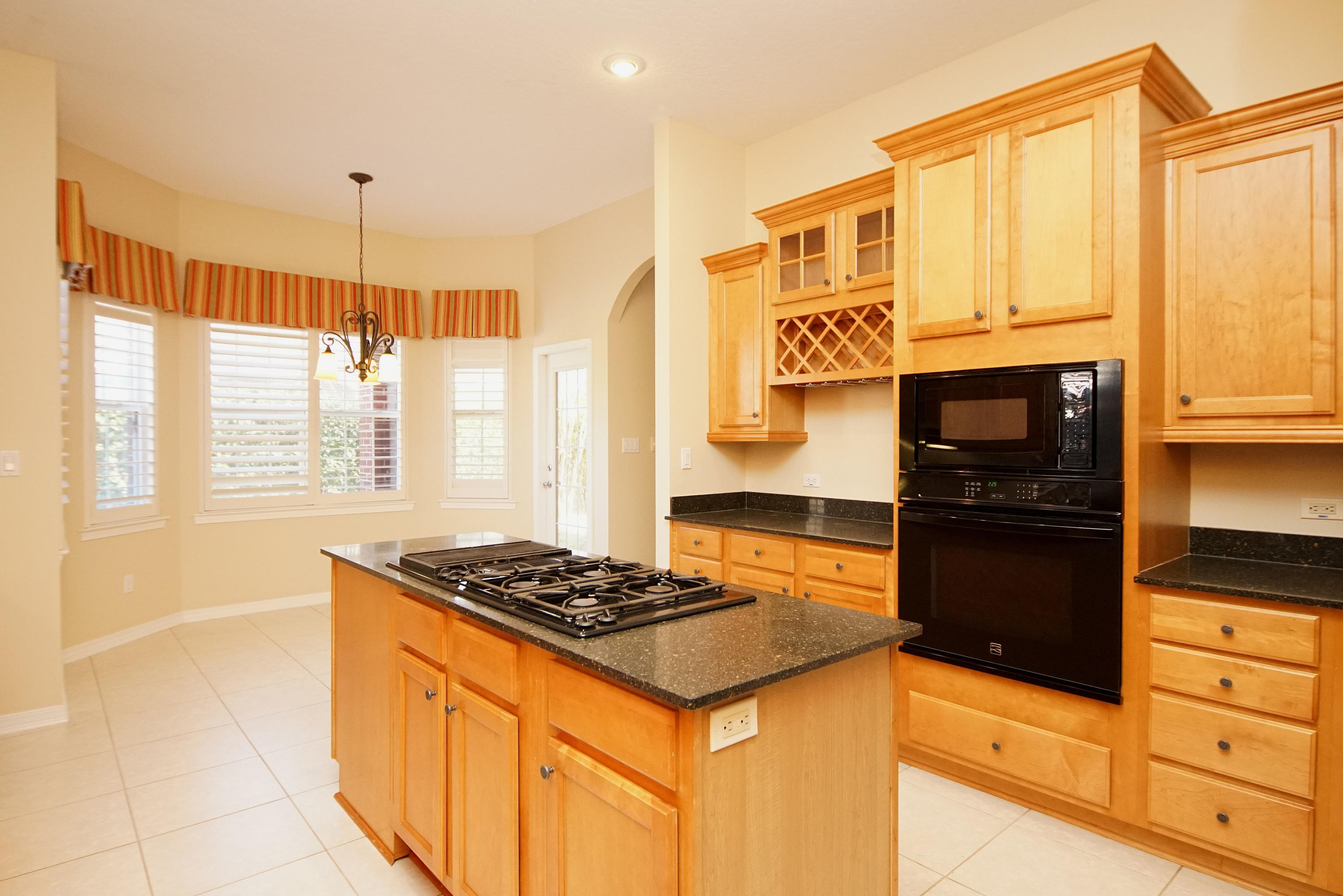 BRIDGEPORT COLONY - Residential