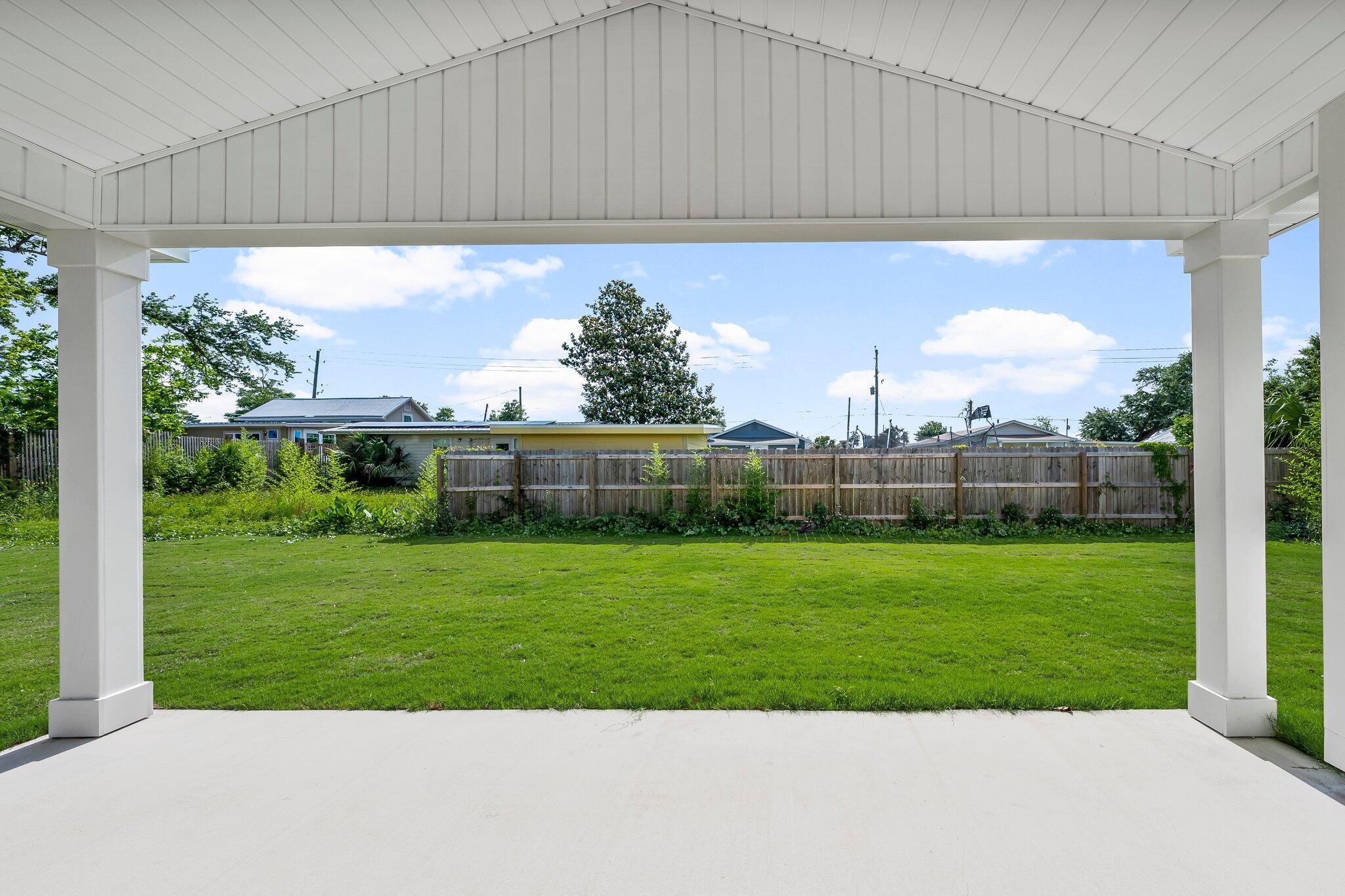 NO RECORDED SUBDIVISION - Residential