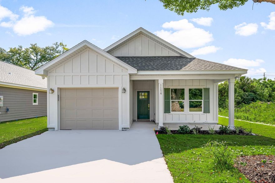 Great new construction home, centrally located in Panama City Florida, Close to downtown, shopping, schools and Resturants. This home has so many upgrades from Custom cabinets, Tile flooring, quartz countertops, spacious bedrooms, back porch and good size yard. This home can't be beat if you are looking for new construction in the downtown area. Call today for more information.