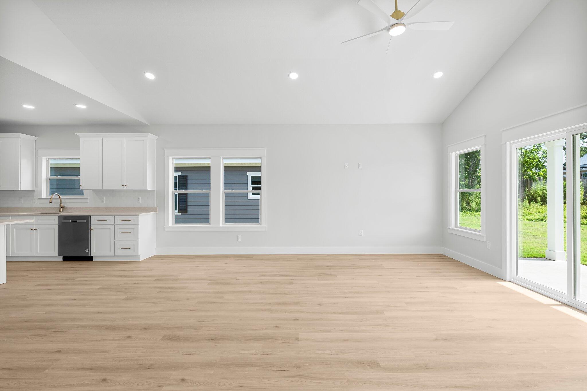 NO RECORDED SUBDIVISION - Residential