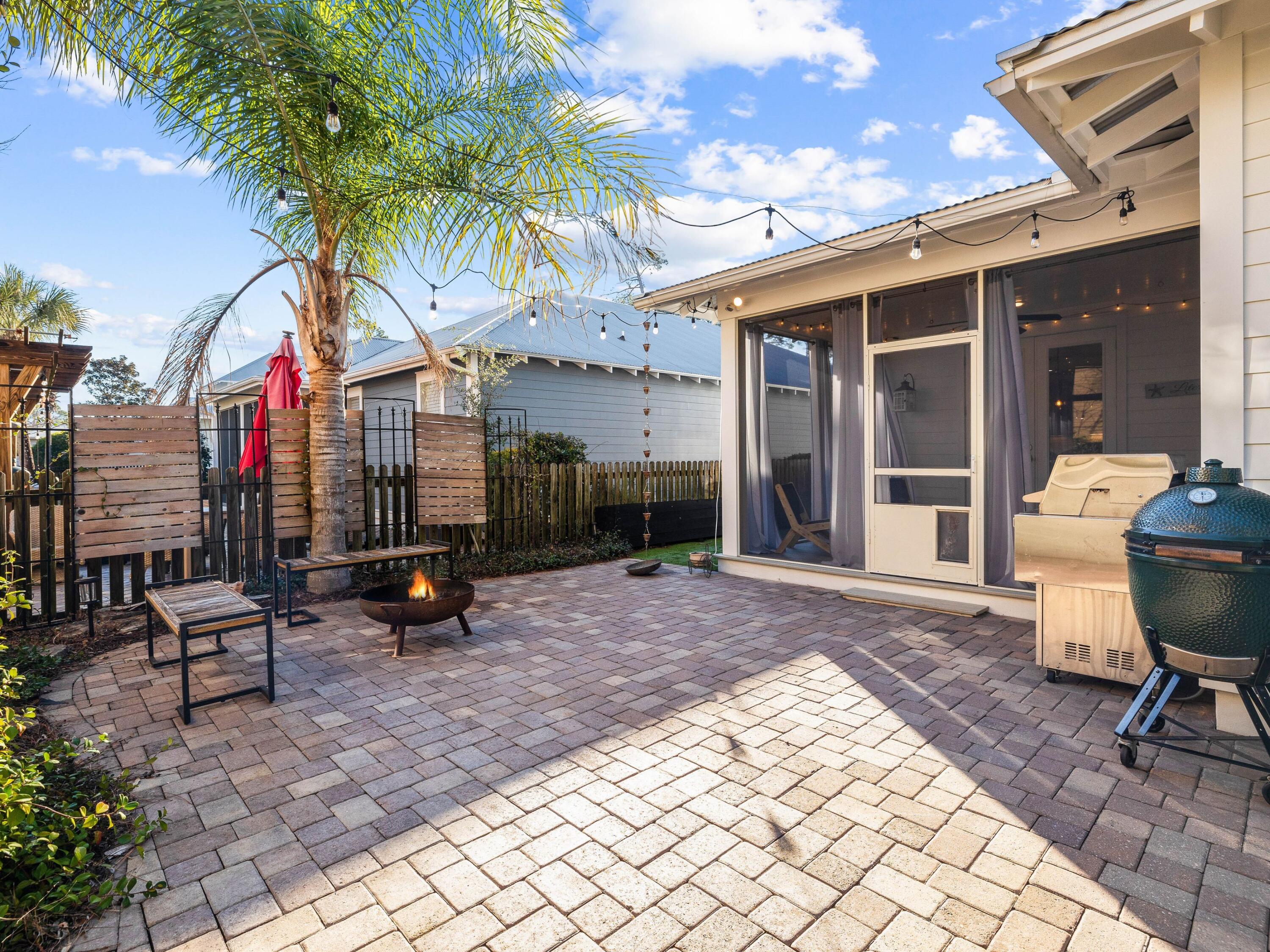 CARSON OAKS - Residential