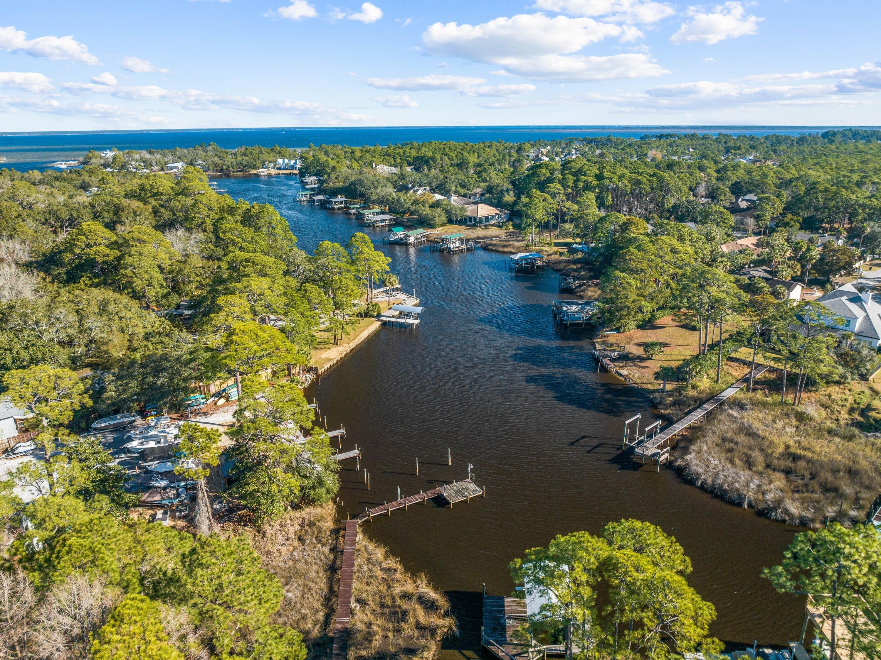 CARSON OAKS - Residential