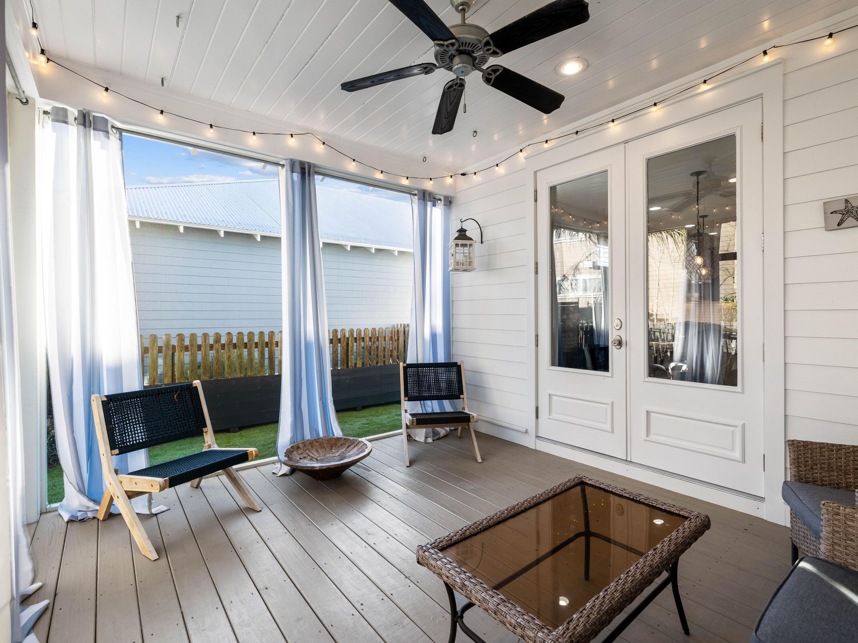 CARSON OAKS - Residential