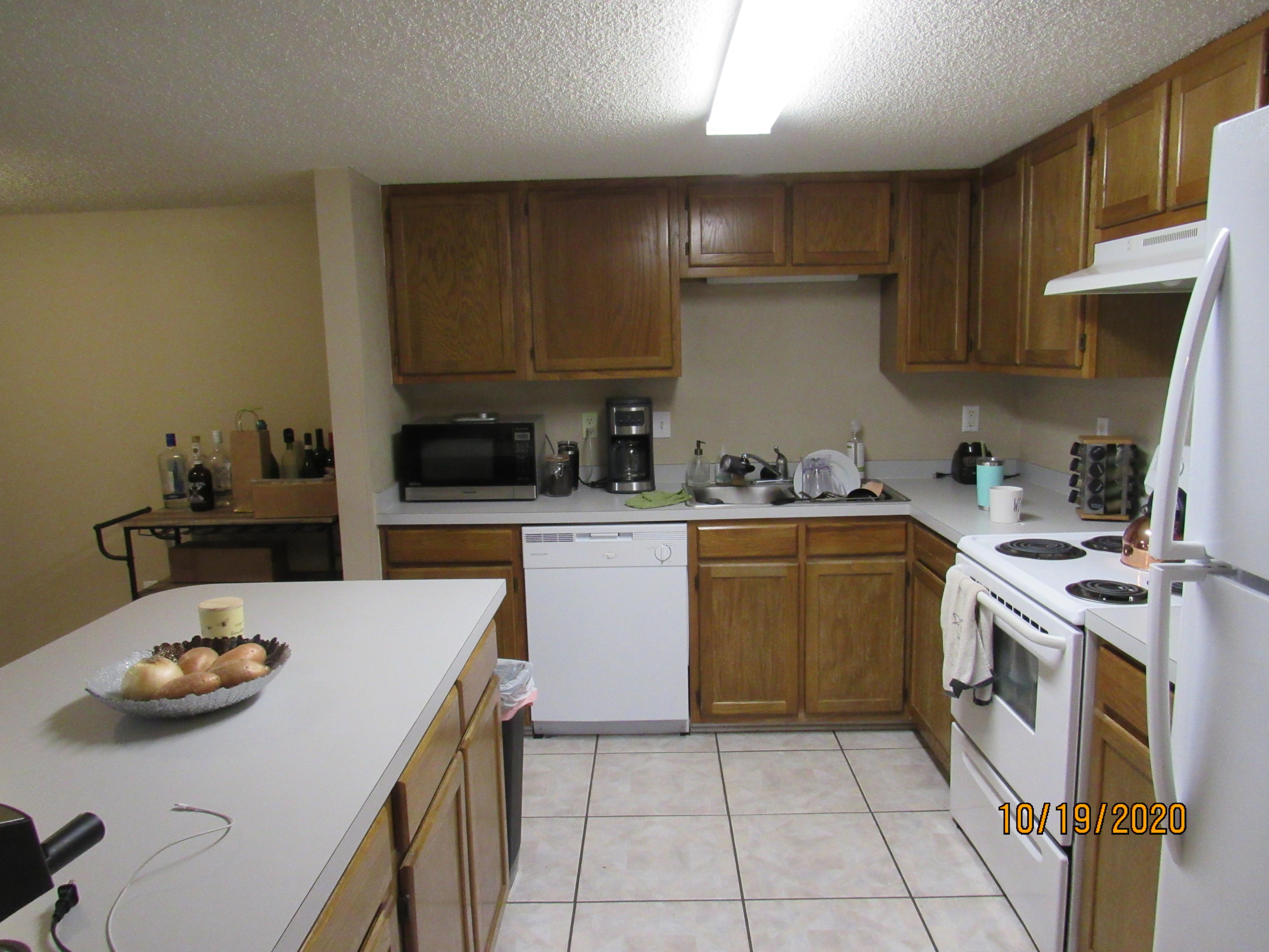 FOREST OAKS PH 1 - Residential Lease