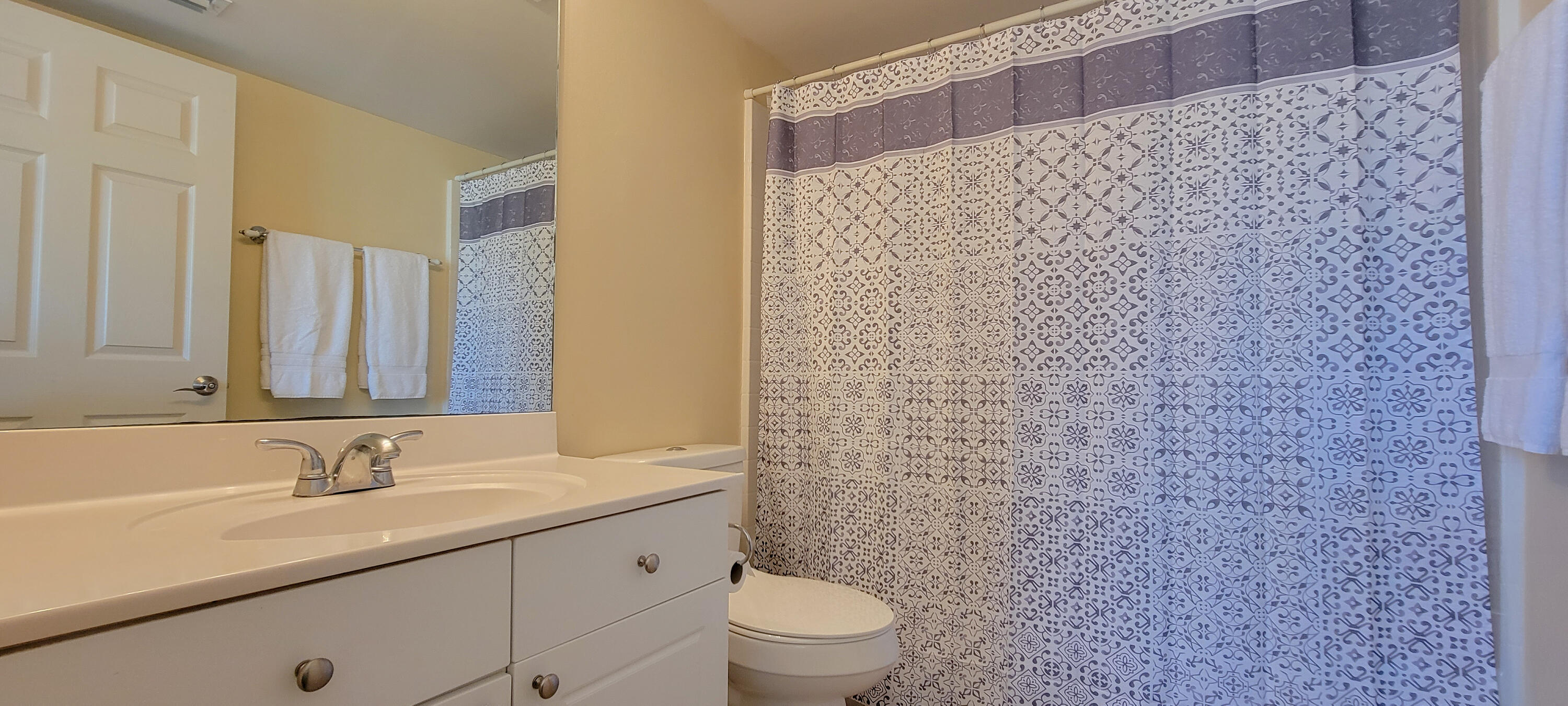 Seacrest Condominiums - Residential