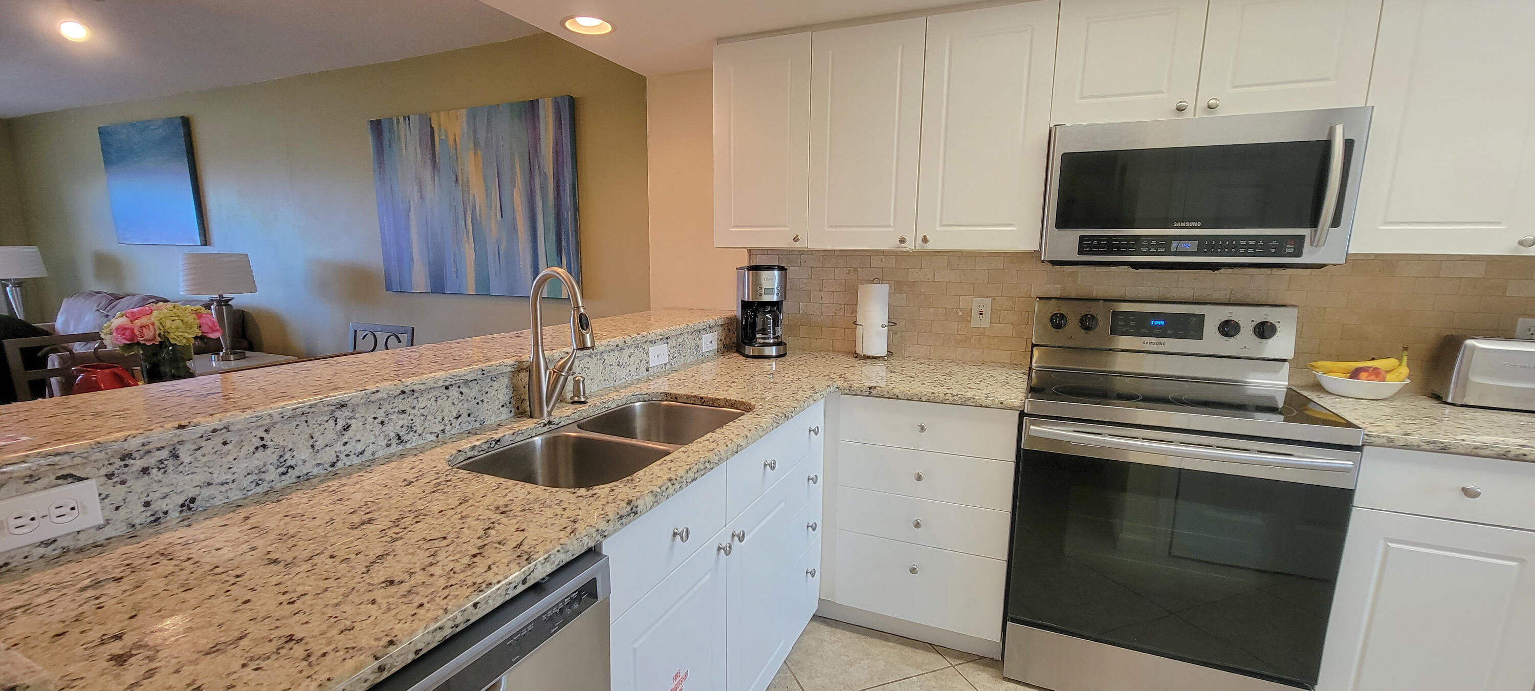 Seacrest Condominiums - Residential