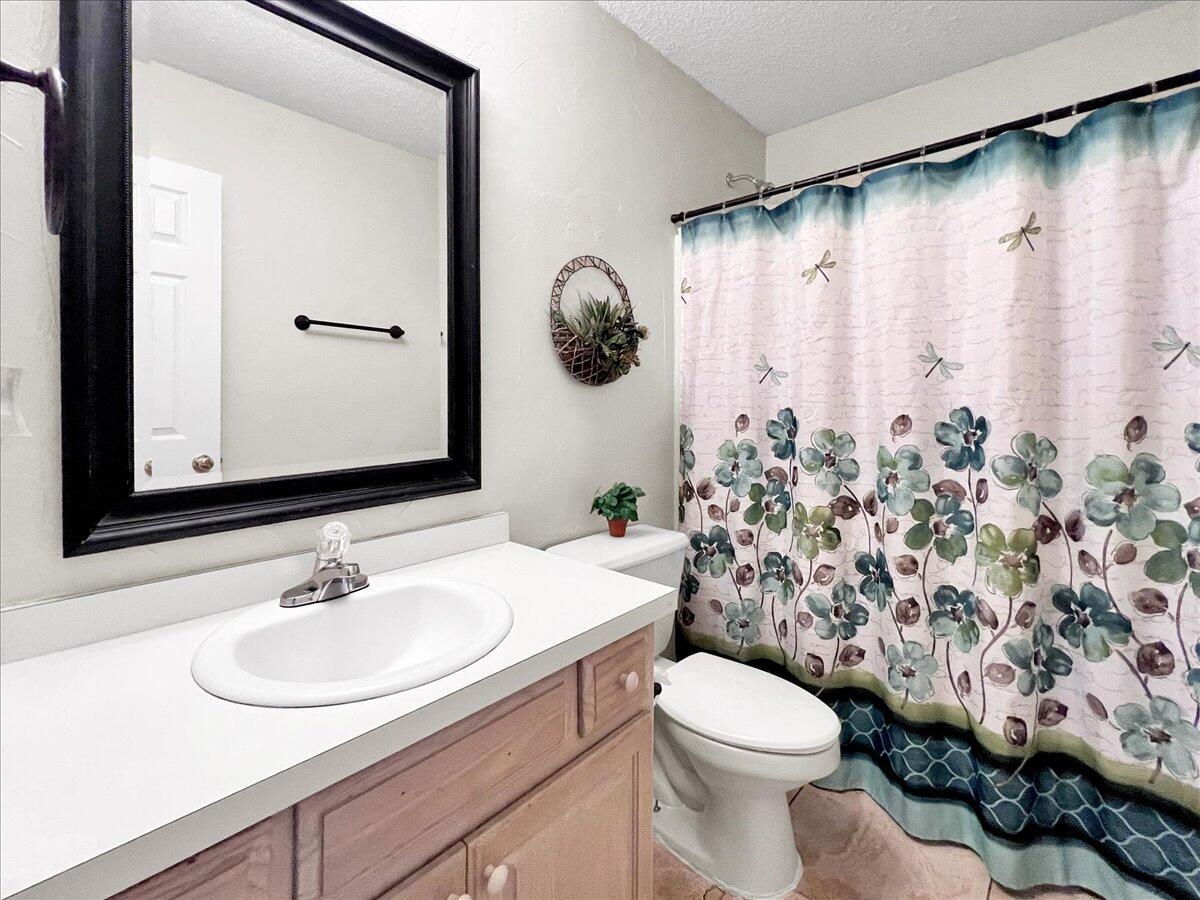 HOLLEY BY THE SEA - Residential