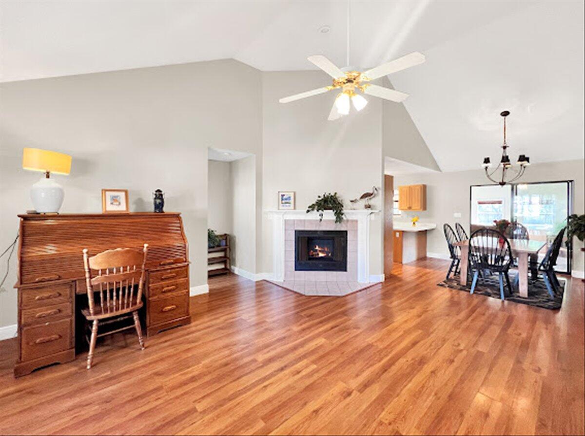 HOLLEY BY THE SEA - Residential