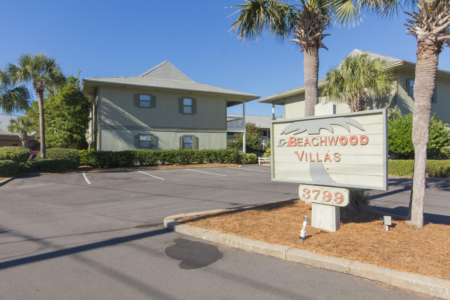 GREAT RENTAL under $200K on 30A. EXCELLENT INVESTMENT VALUE! FULLY FURNISHED one bedroom unit in desirable Beachwood Villas. This unit has new living room furnishing, painted, new HVAC compressor, new electrical wiring, new plumbing, kitchen sink, all windows, sliding glass door on new track, front door refinished all in 2014. King bed, queen pull out sofa. Park in front of building. 1-B is the best location in the complex, right across the street to beach accesses. BWV has many amenities, 2 pools (one heated), lighted tennis courts, shuffle board, beautiful landscaping, raised wood boardwalks, community room, playground and outdoor cooking areas. It's in a super location too- conveniently located close to lots of dining, shopping and all the other popular Scenic 30-A activities.