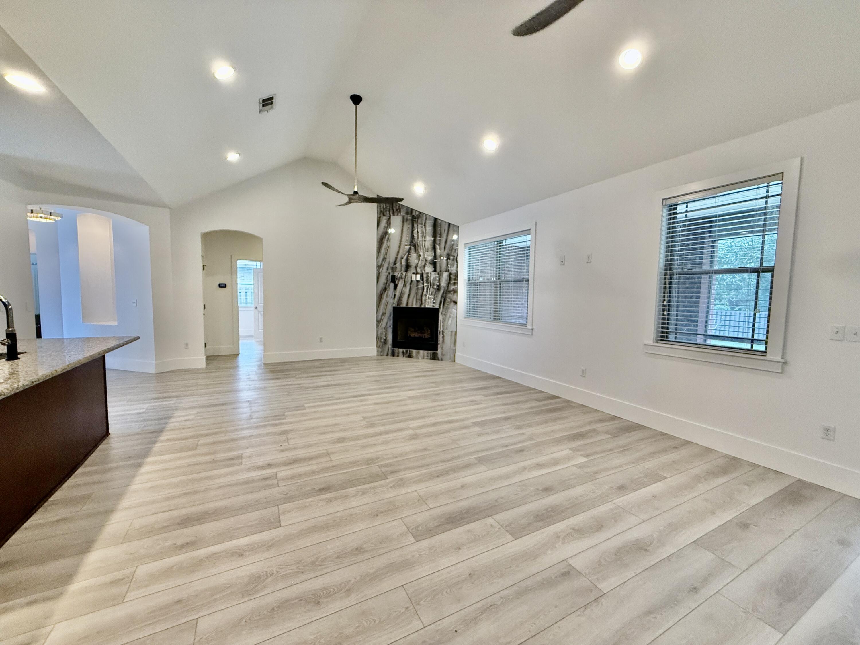 BAY COVE AT HAMMOCK BAY - Residential