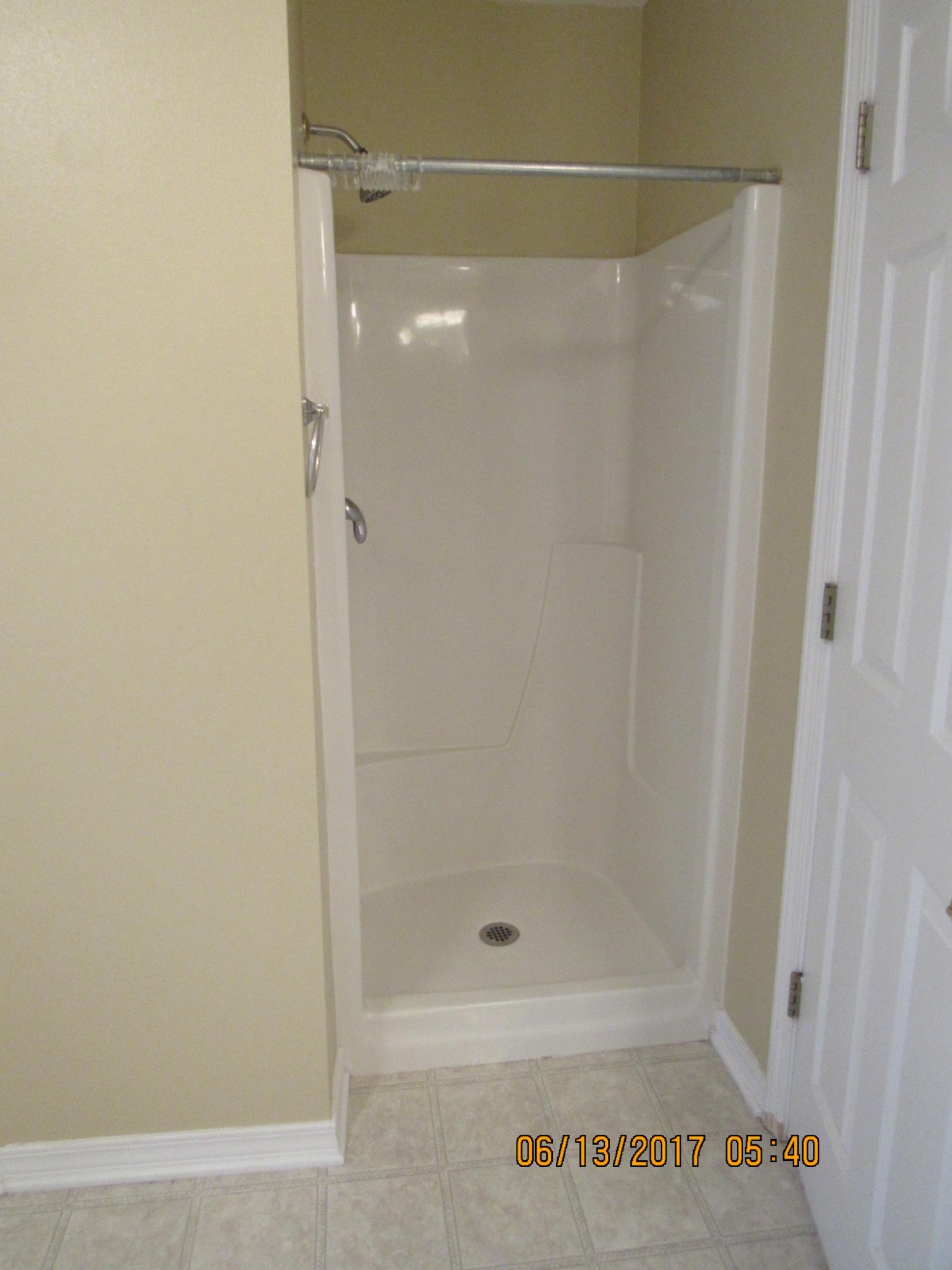 EMERALD VILLAGE S/D - Residential Lease