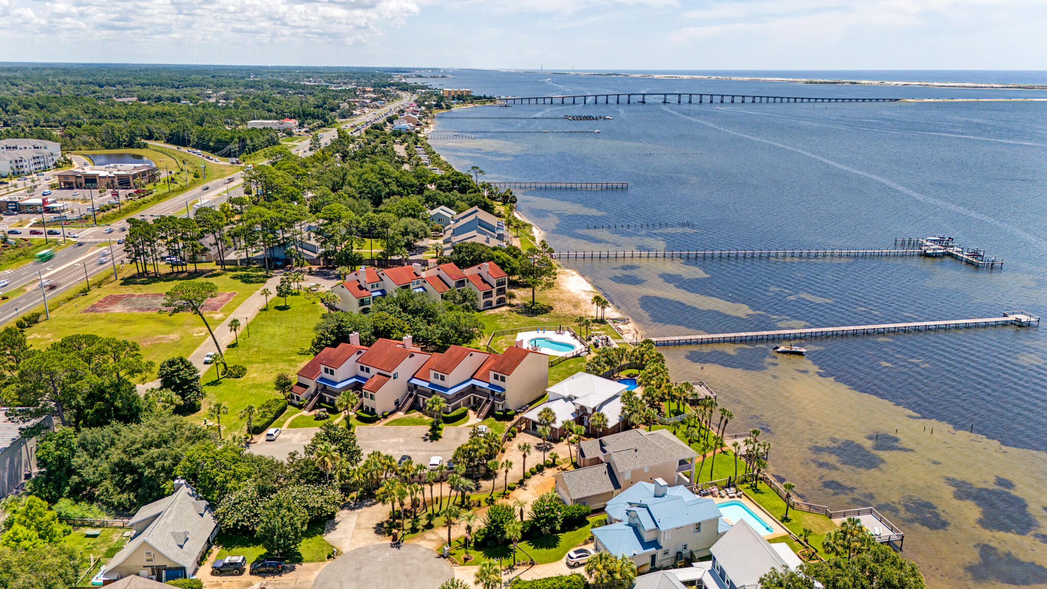 SAFE HARBOUR VILLAGE CONDO - Residential