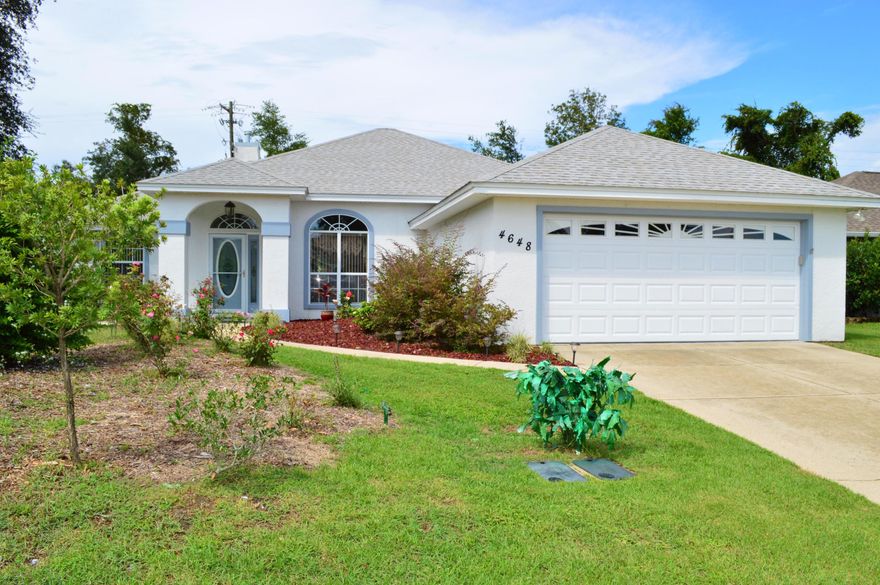 Stunning 3BR/2BA home in Delwood Point at the Preserve! This home has a 4-year old roof, 2-car garage, a heated and cooled Sun room, tile flooring throughout, and features a split-bedroom floor plan. The kitchen boasts quartz counters and stainless steel appliances and the breakfast room overlooks the beautifully landscaped backyard. There is also a formal dining room! The home is situated on a cul-de-sac and convenient to golf courses, marinas, shopping, dining, and the beach! All info is approx and must be verified if important.